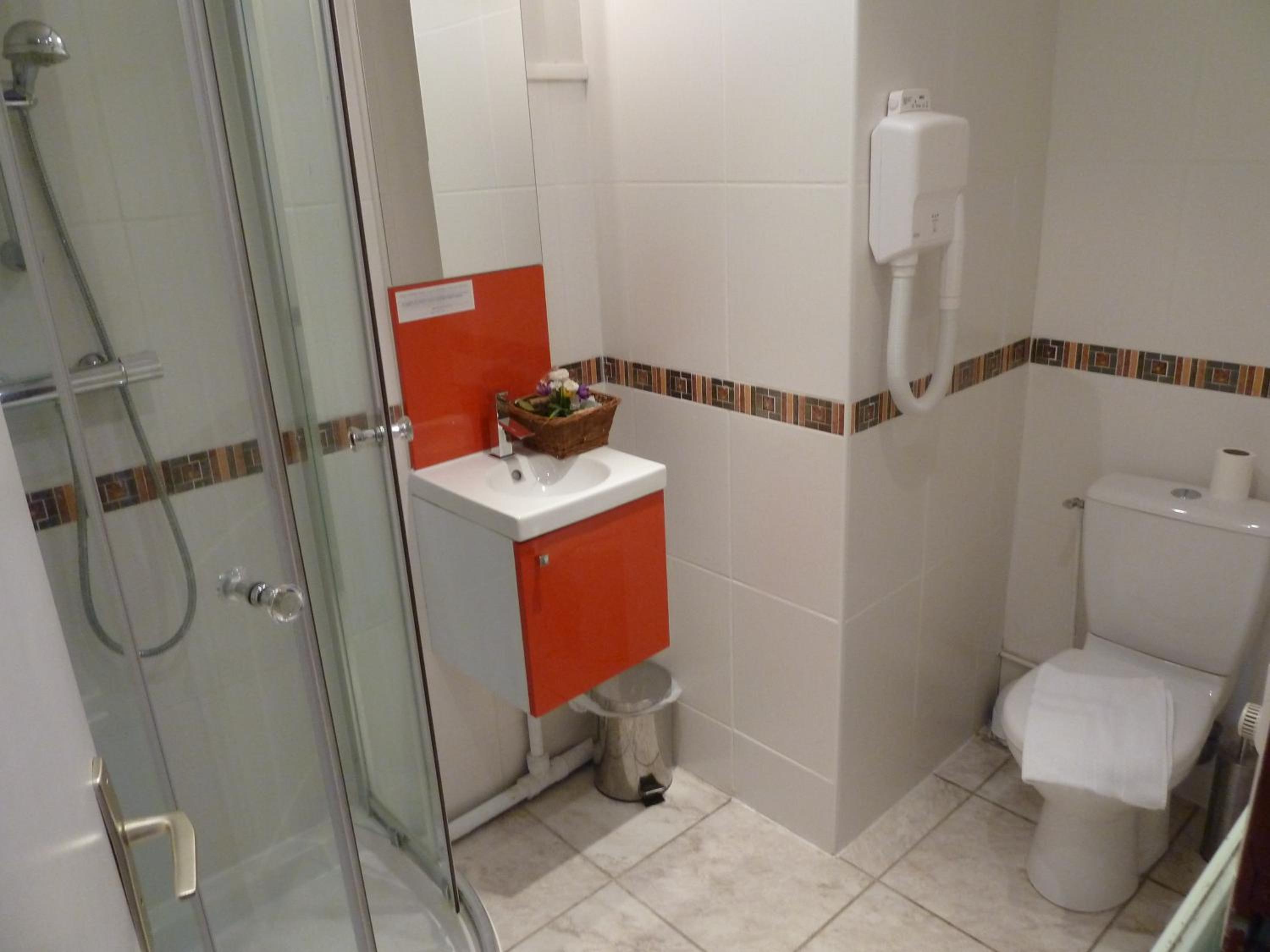 Double Room - Photo 4