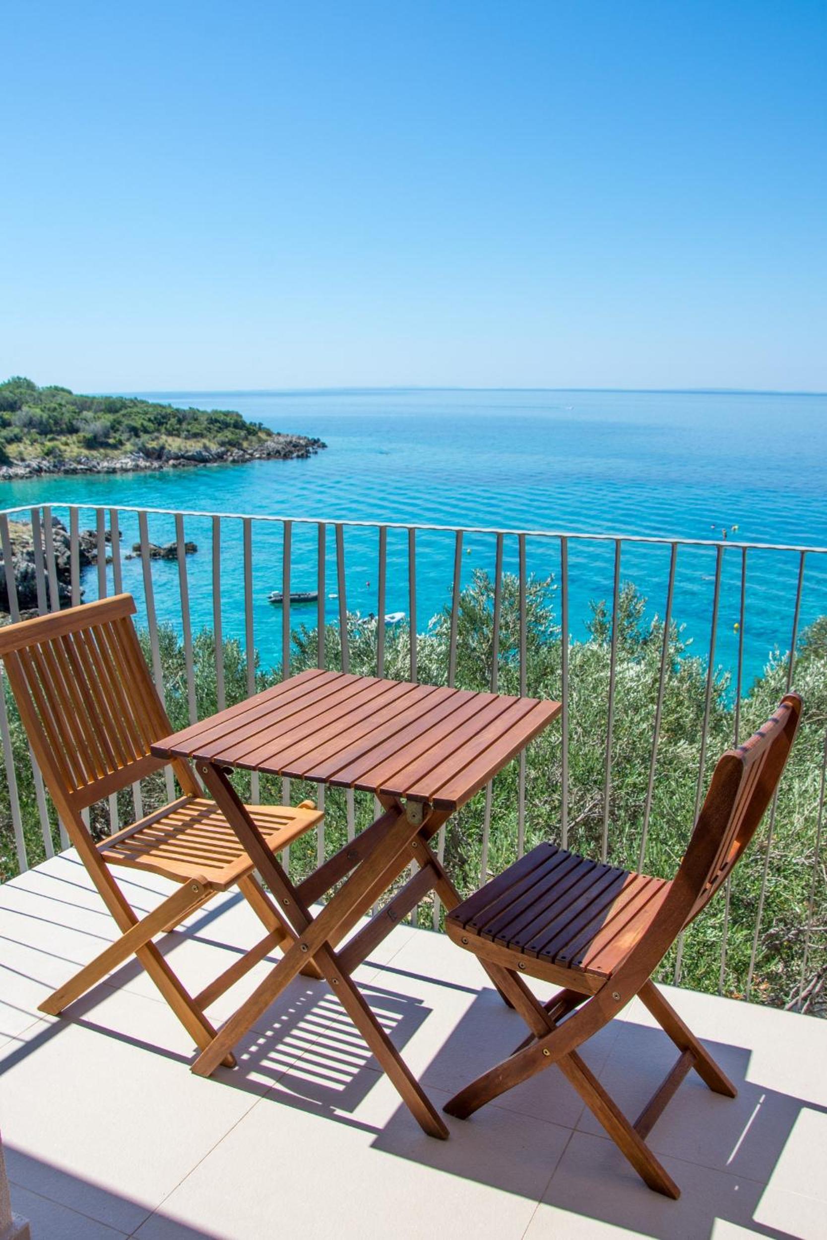 Triple Room with Balcony and Sea View