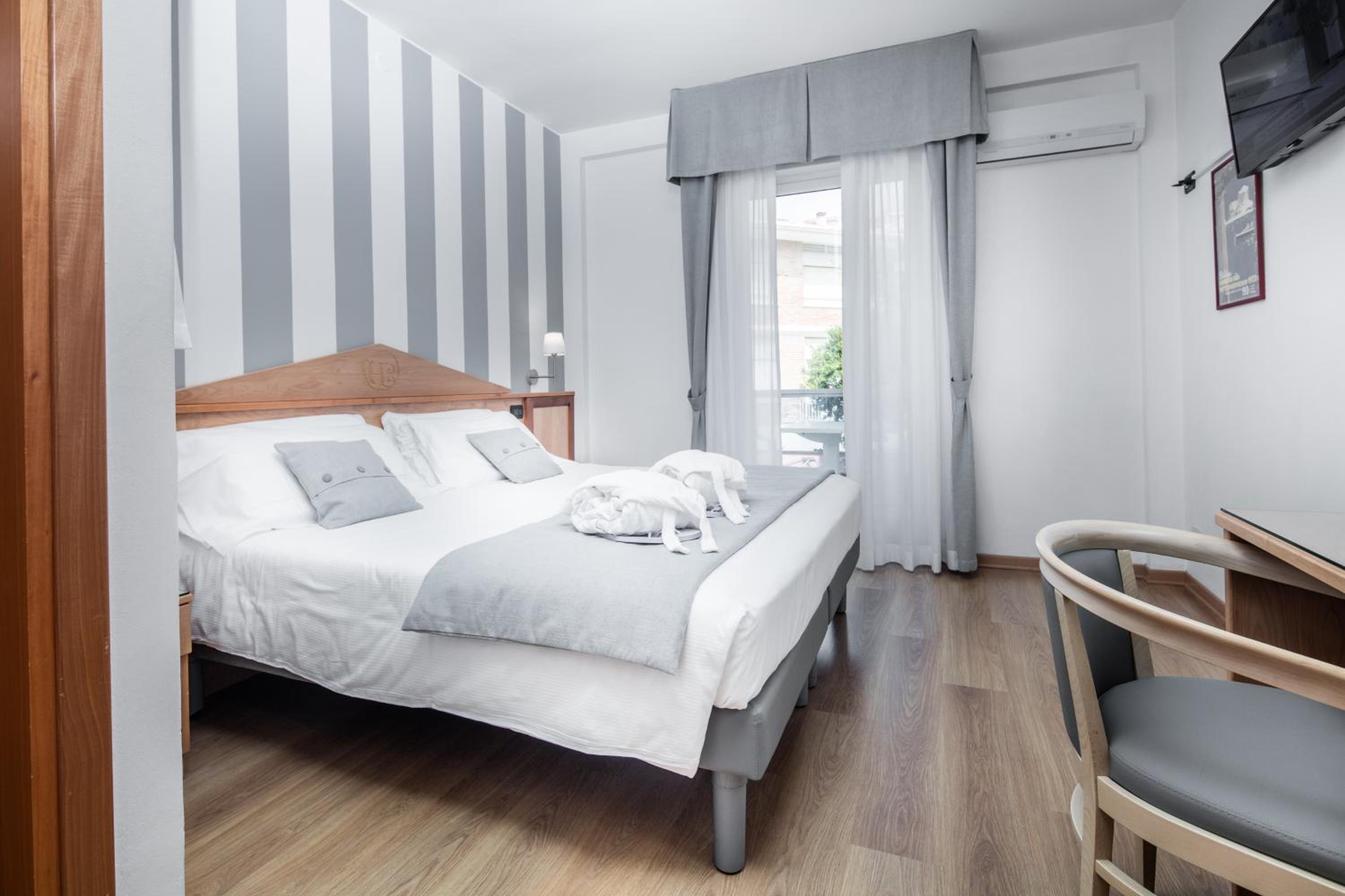 Double Room - Photo 1