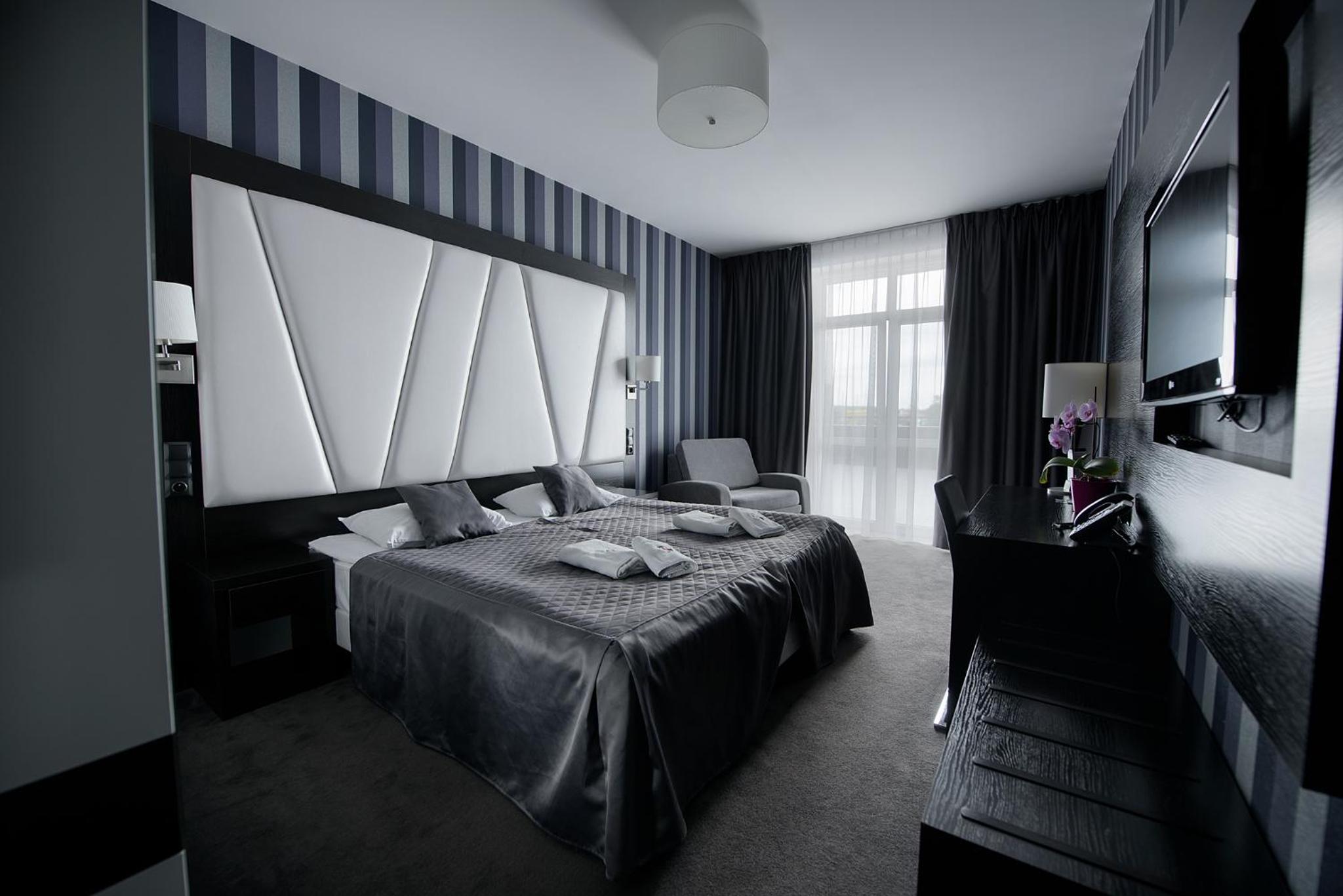 Double or Twin Room - Photo 1