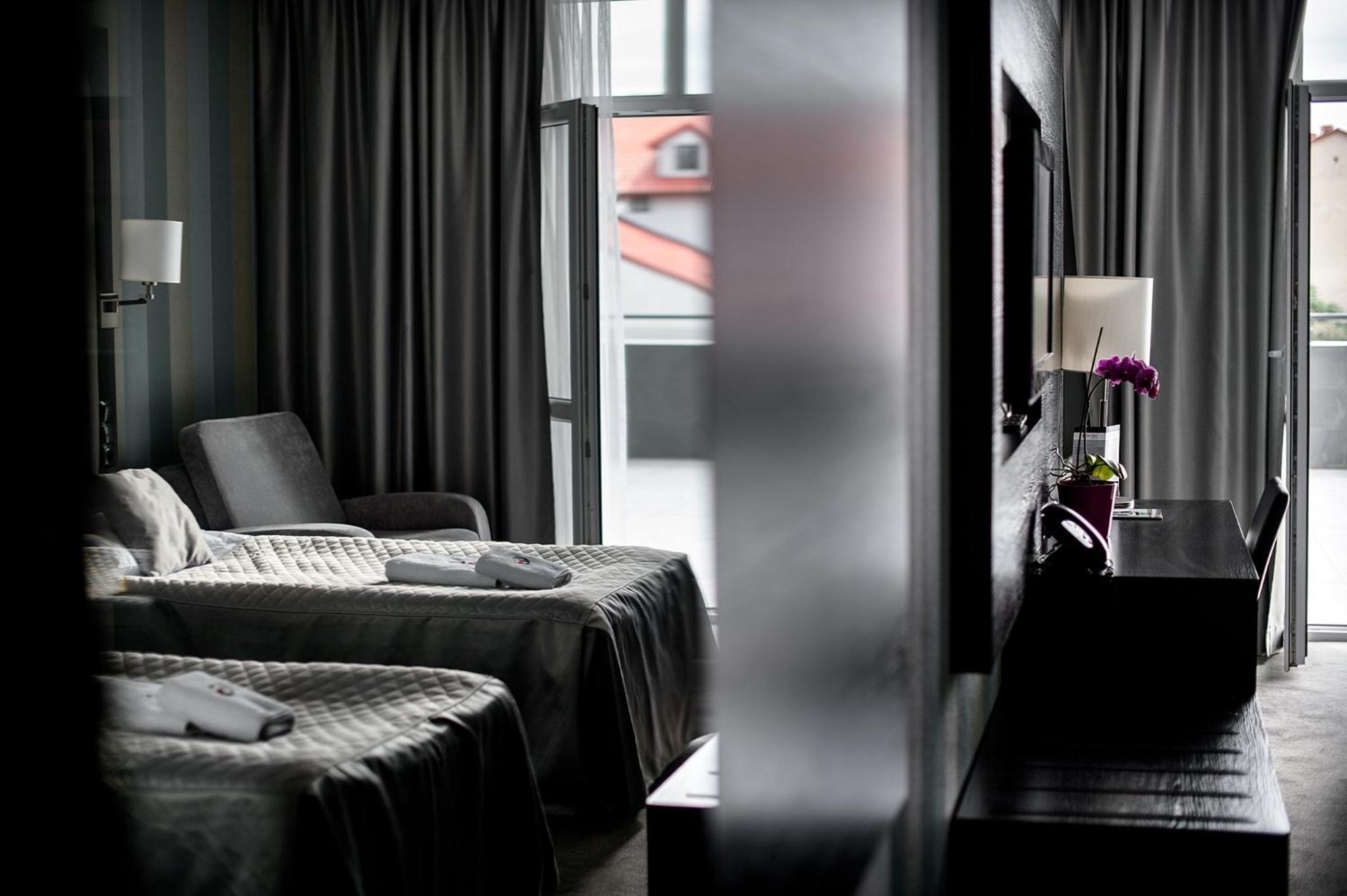 Double or Twin Room - Photo 20