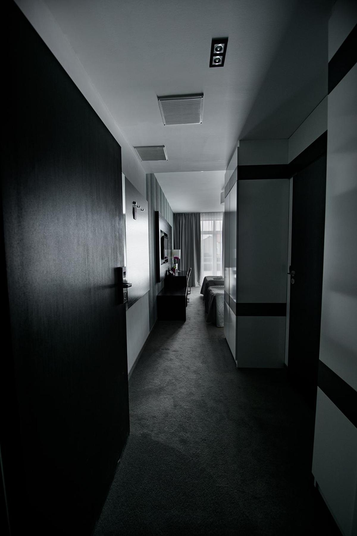 Double or Twin Room - Photo 14