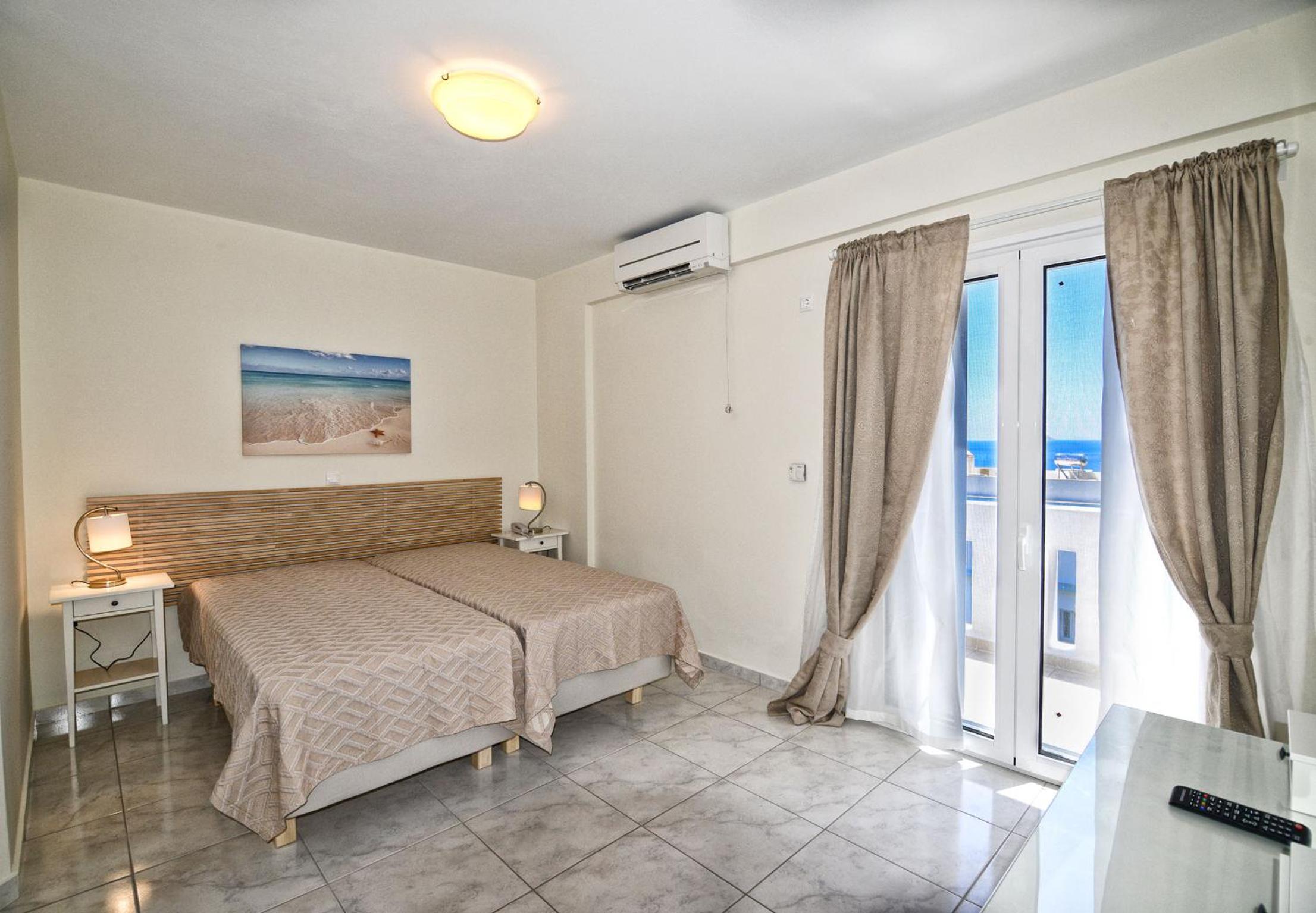 Maisonette photo 1