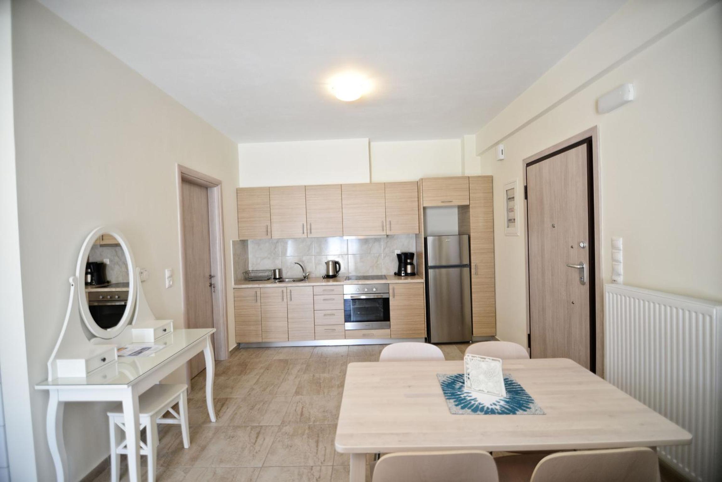 Apartment - Ground Floor photo 3