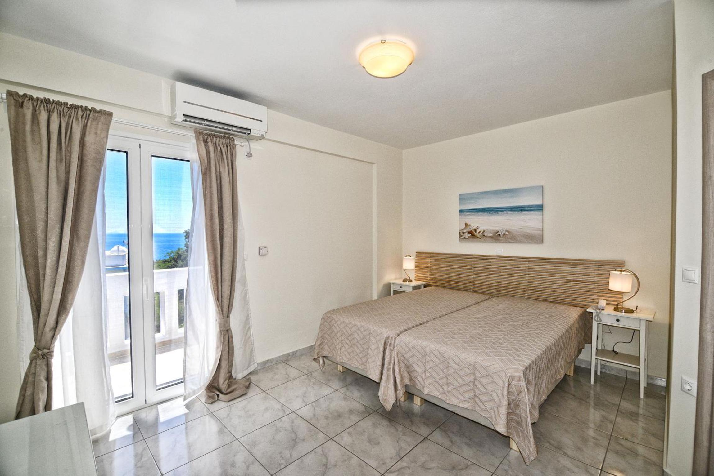 Maisonette photo 1