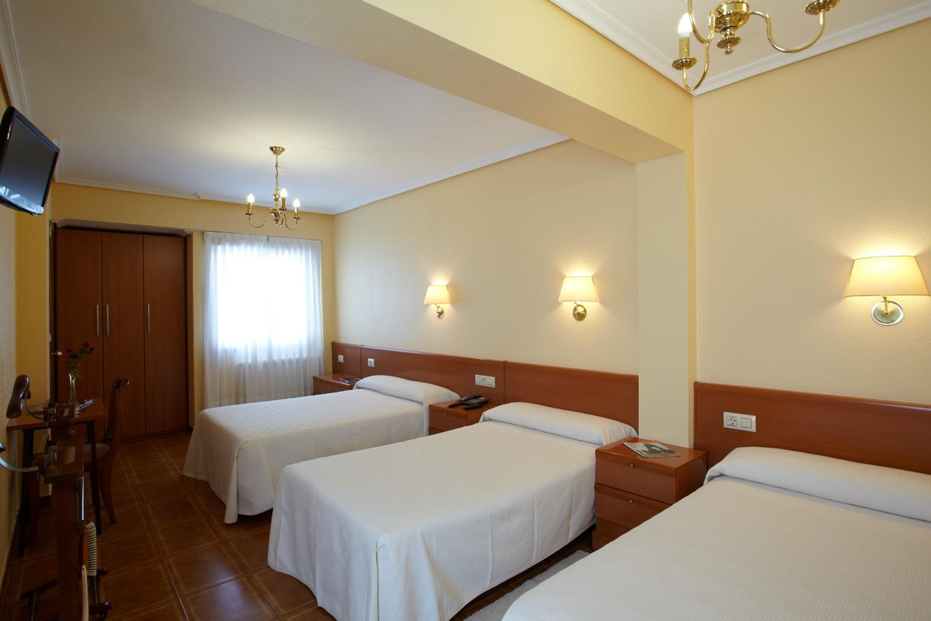 Quadruple Room photo 2