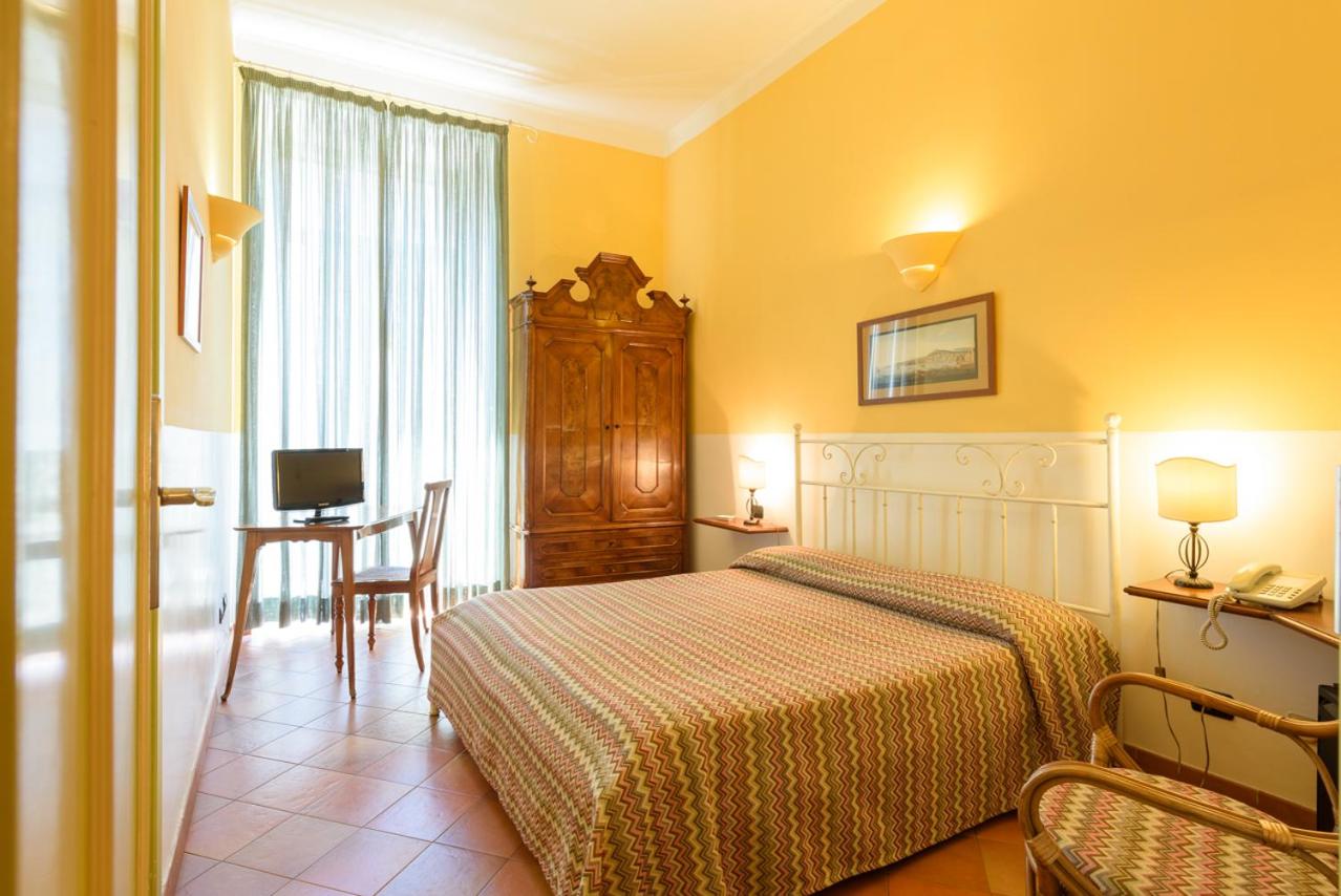 Triple Room with Balcony photo 3
