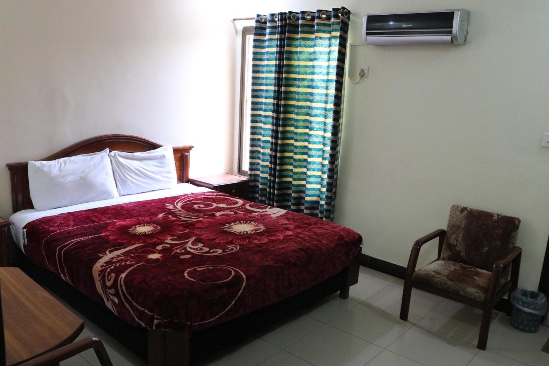 Deluxe Double Room photo 2