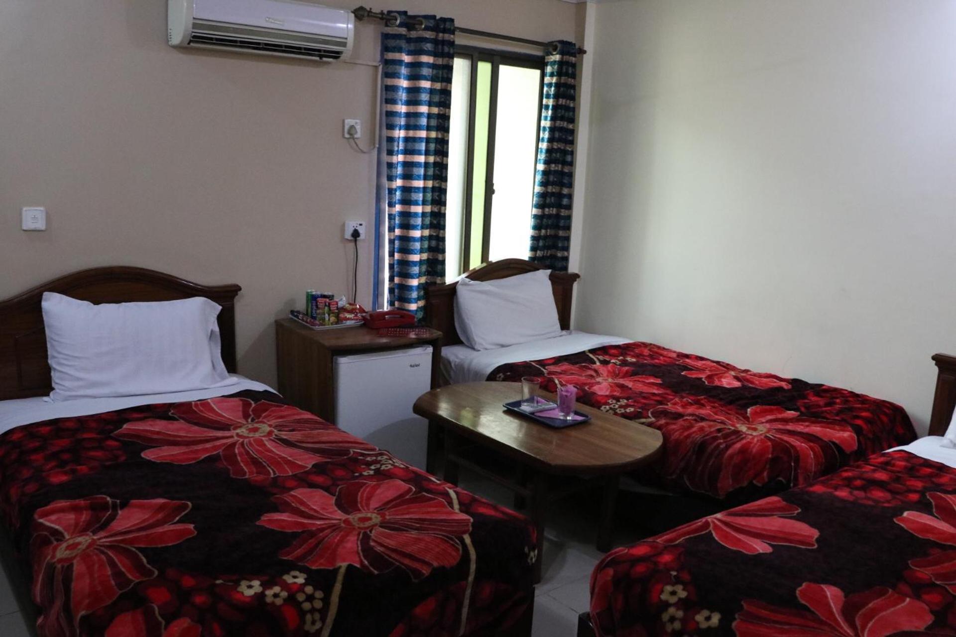 Deluxe Quadruple Room photo 3