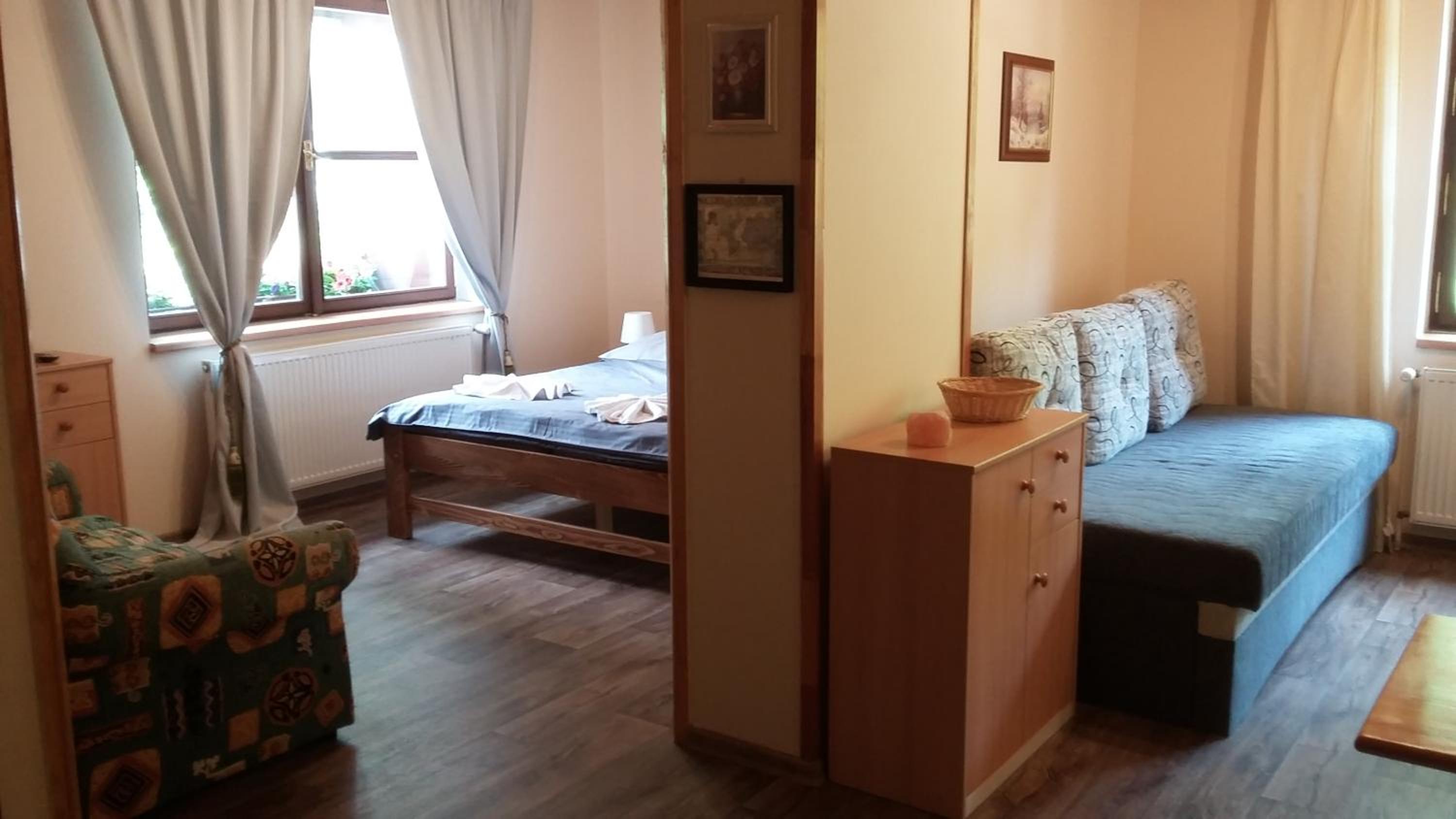 Apartment photo 3