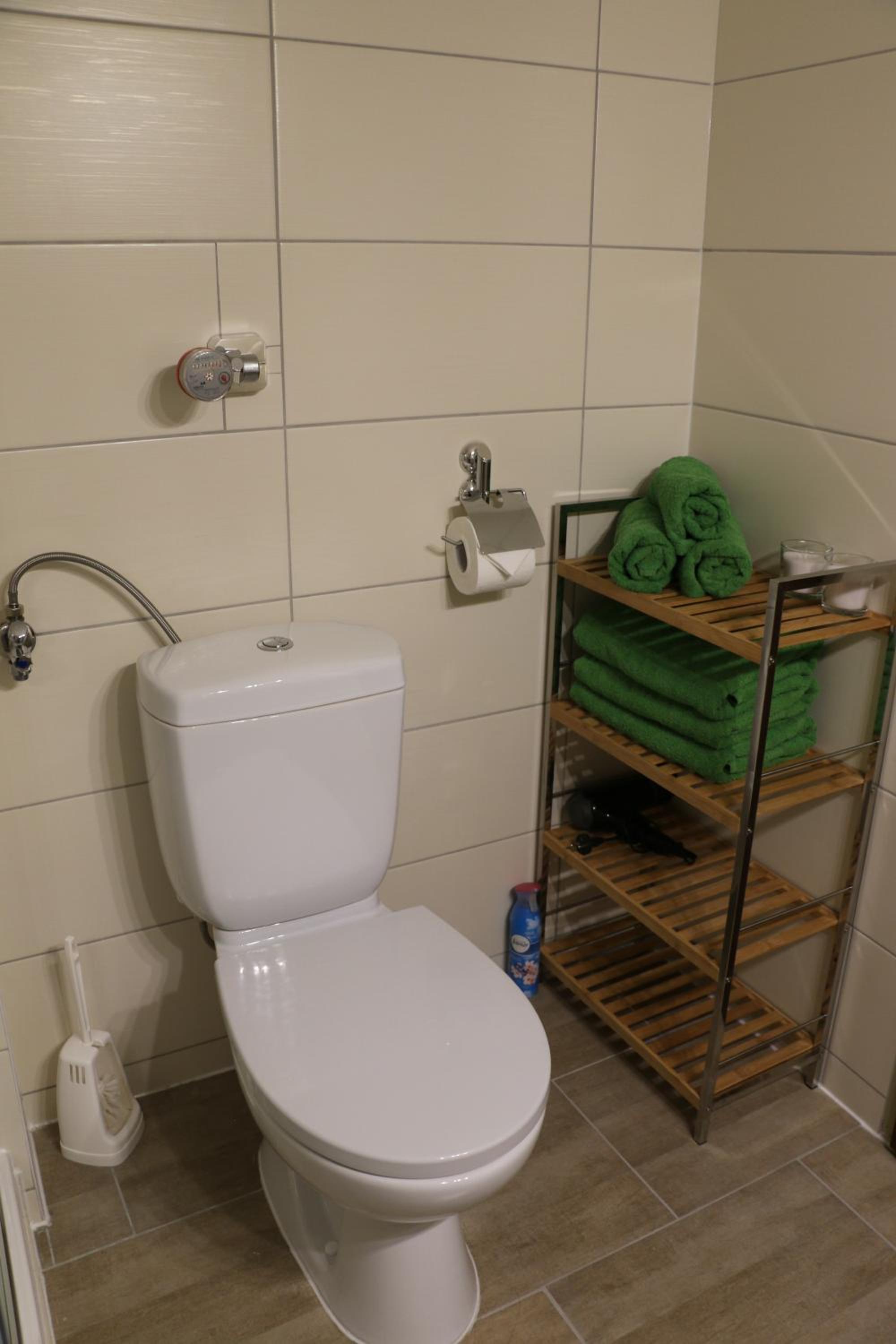 Studio Apartment - Photo 3