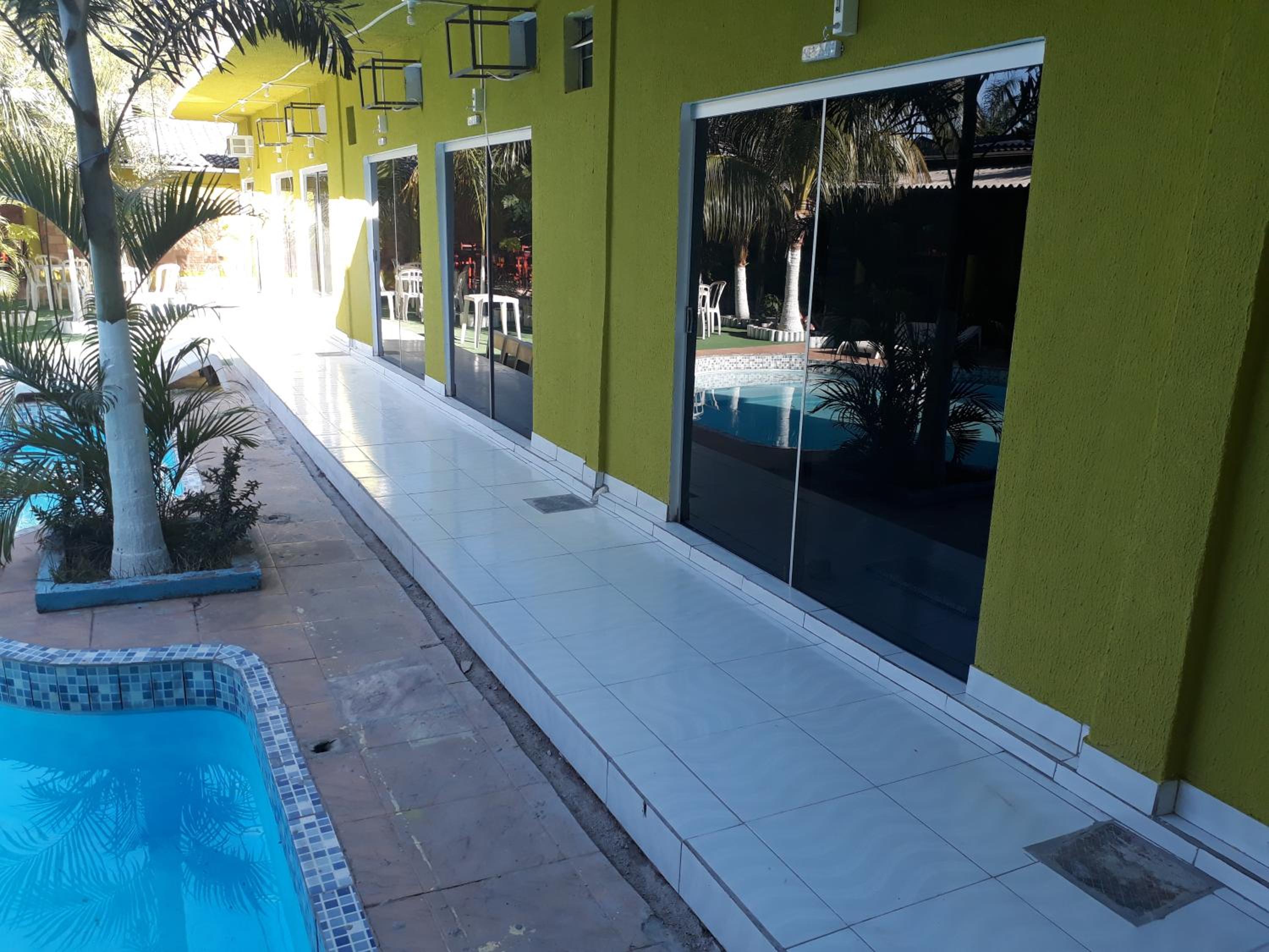 Deluxe Double or Twin Room with Pool View photo 3