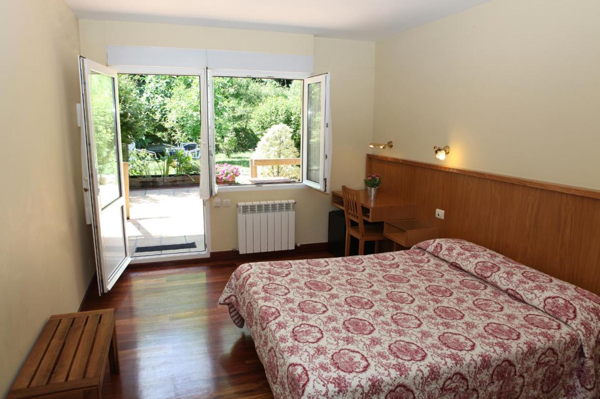 Double Room - Photo 2