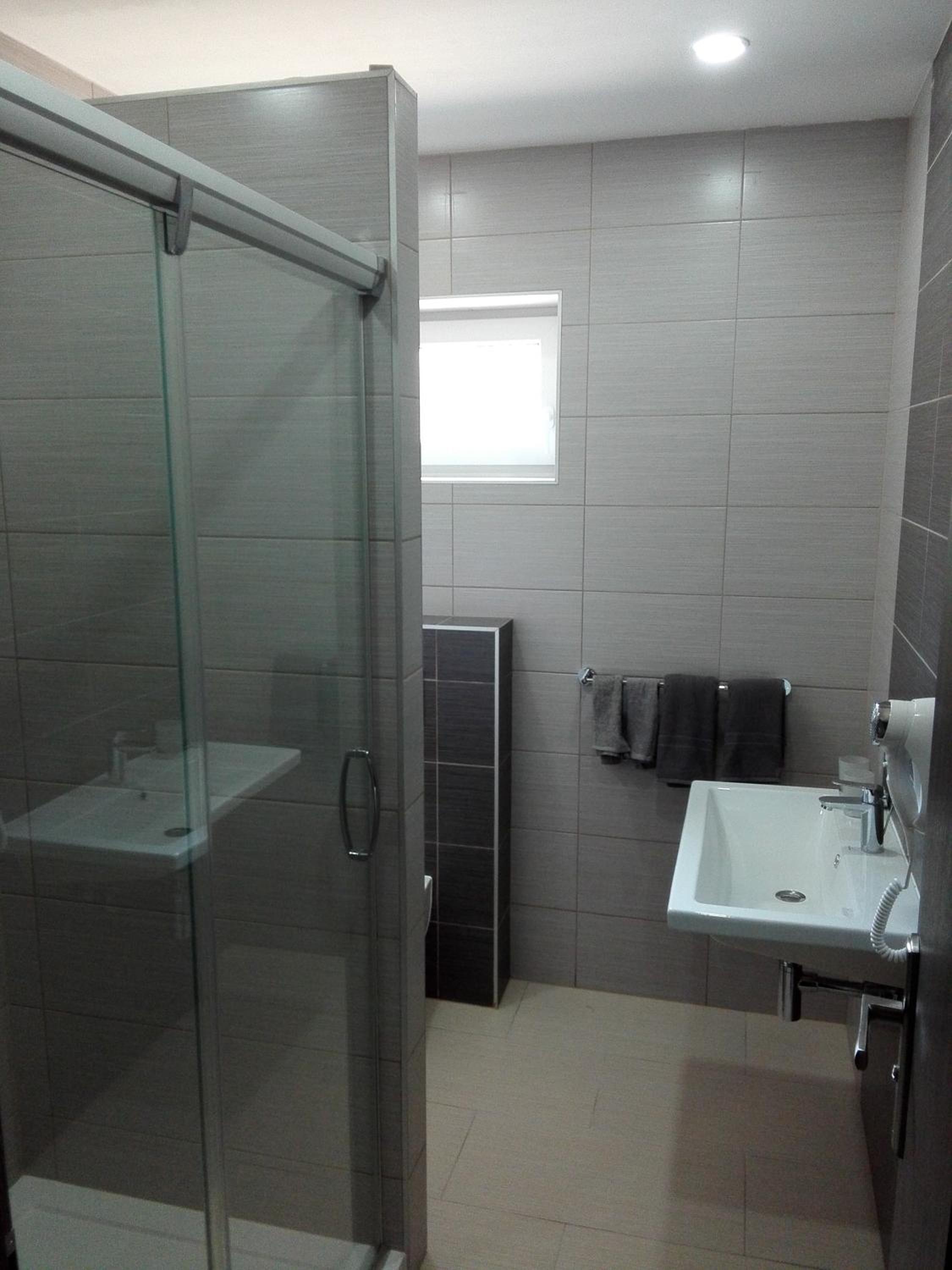 Triple Room with Private Bathroom photo 1