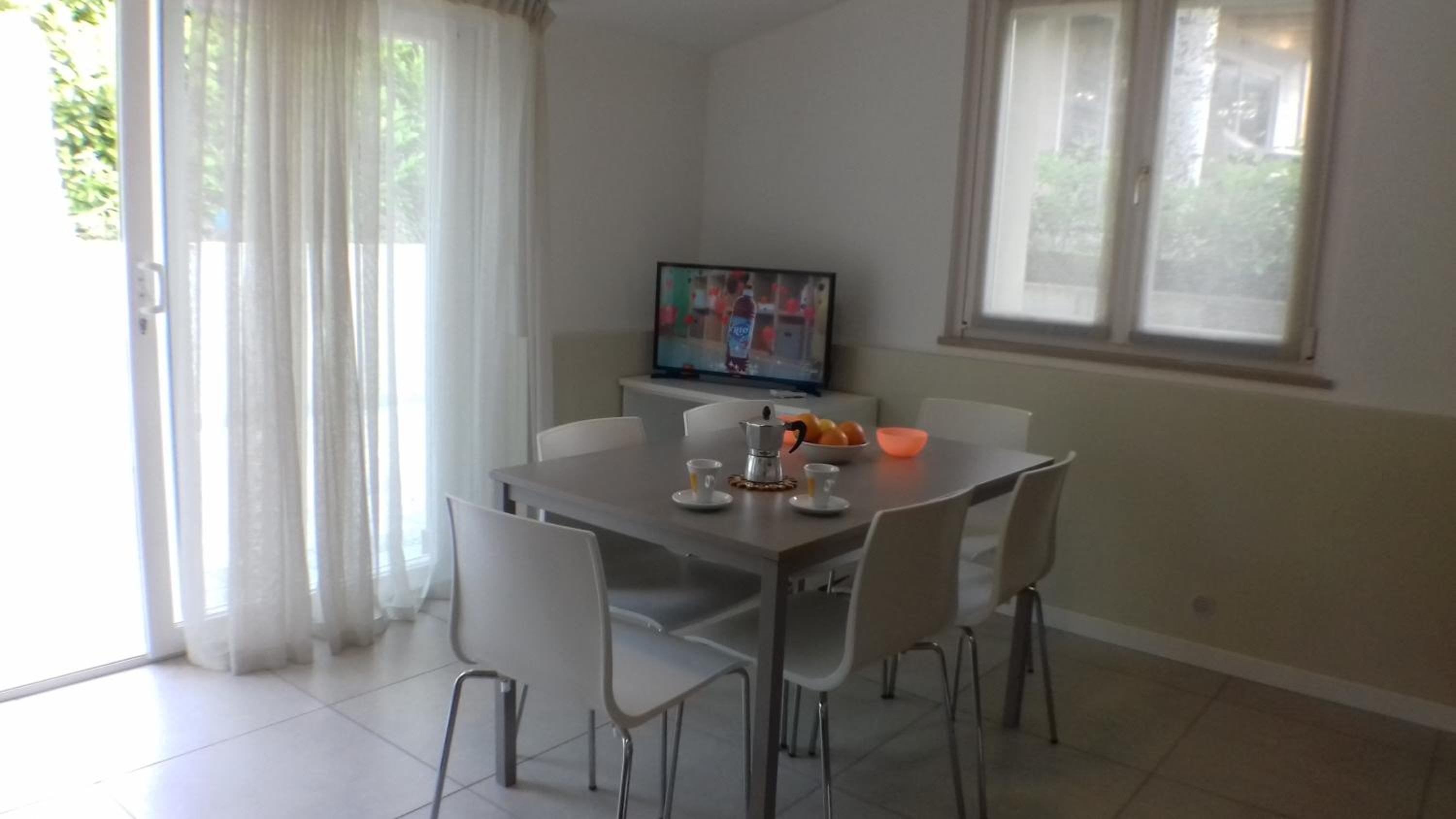 Two-Bedroom Apartment - Split Level - Photo 7