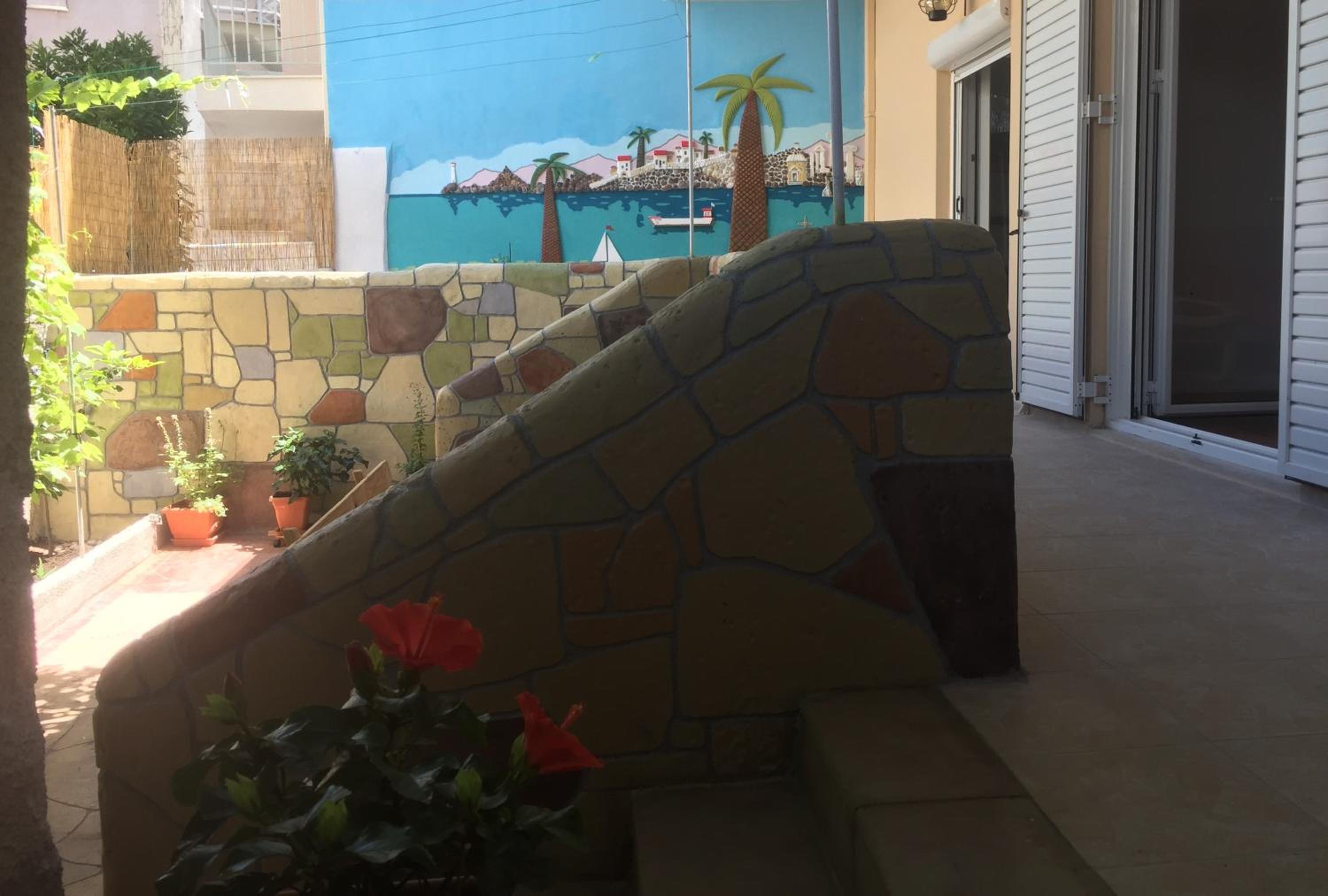 Apartment with Terrace - Photo 23