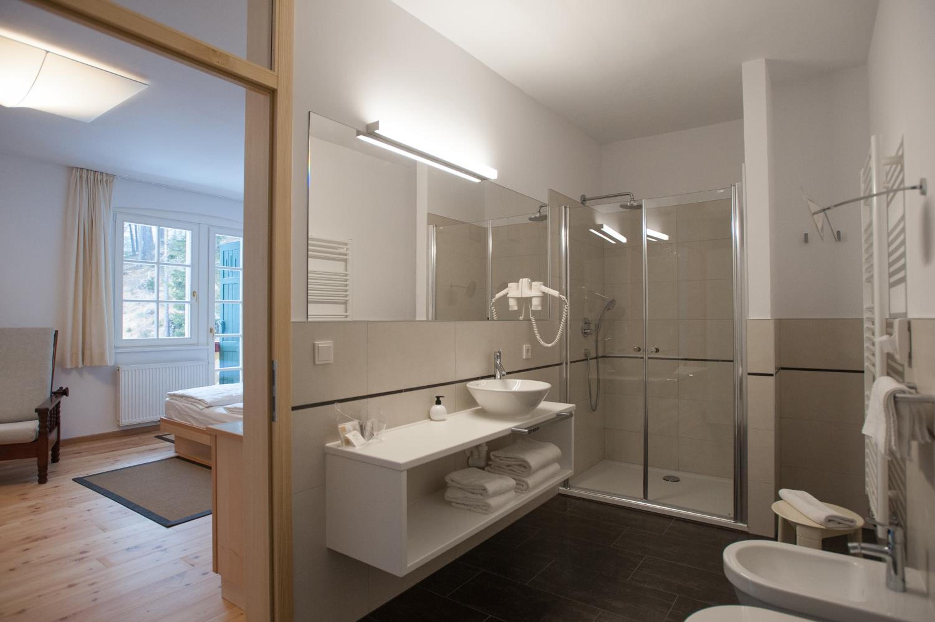 Executive Plus Double or Twin Room - Photo 4