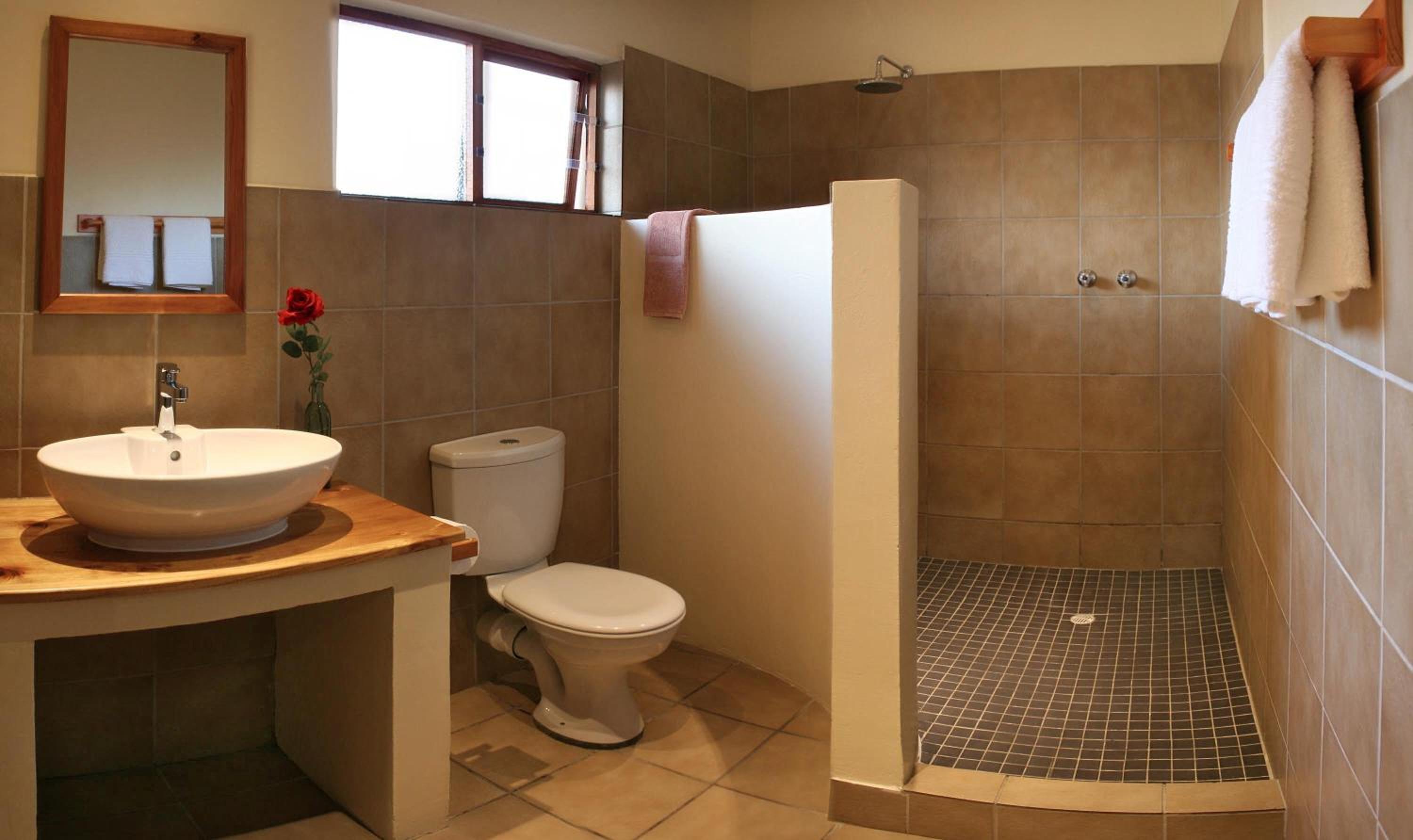Queen Room photo 3