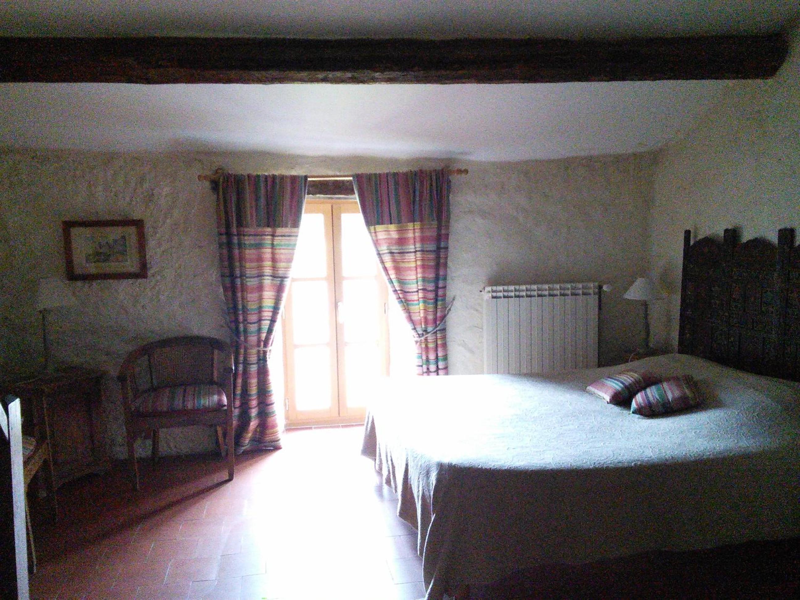 Comfort Family Room photo 1