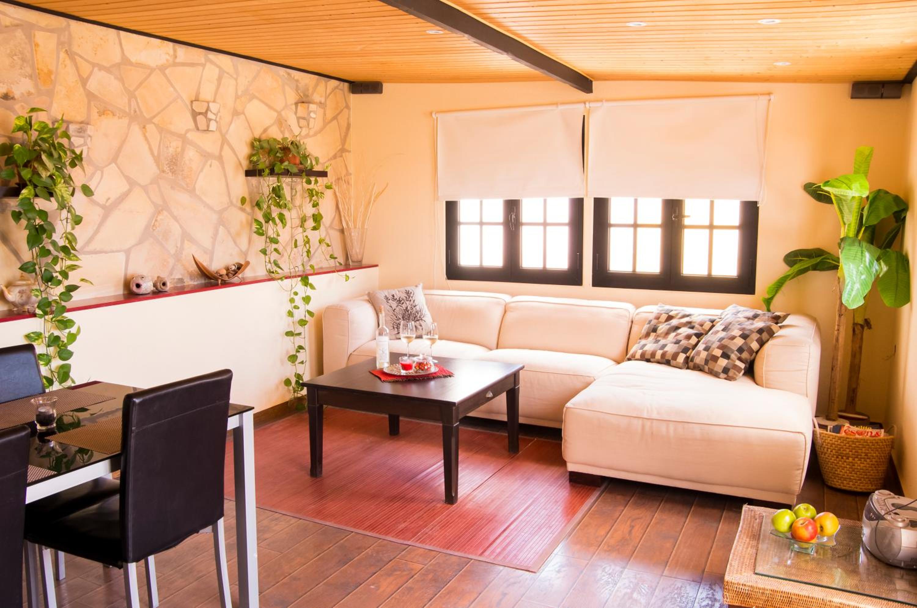 Apartamento con terraza en la azotea