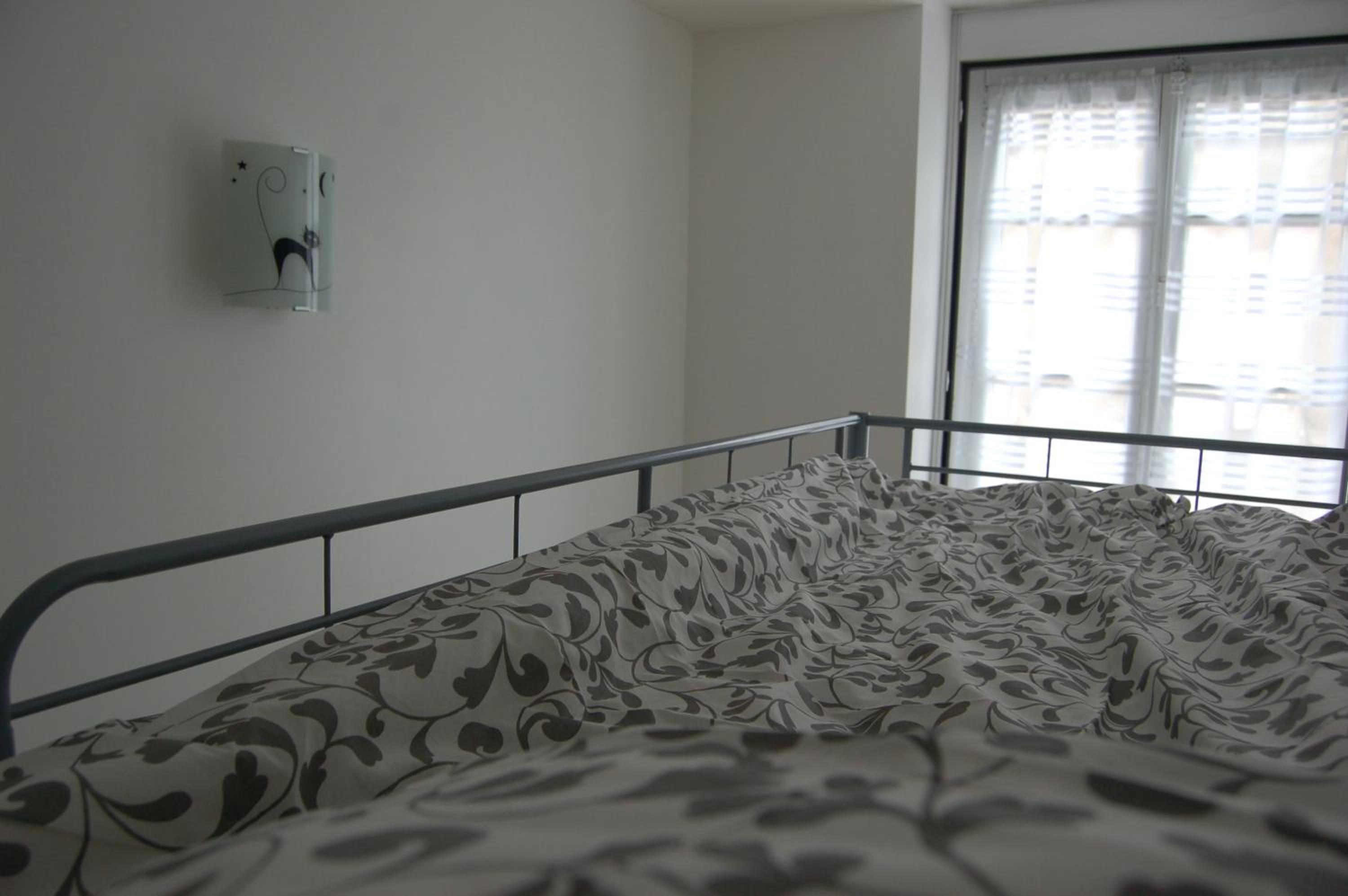 Apartment photo 2