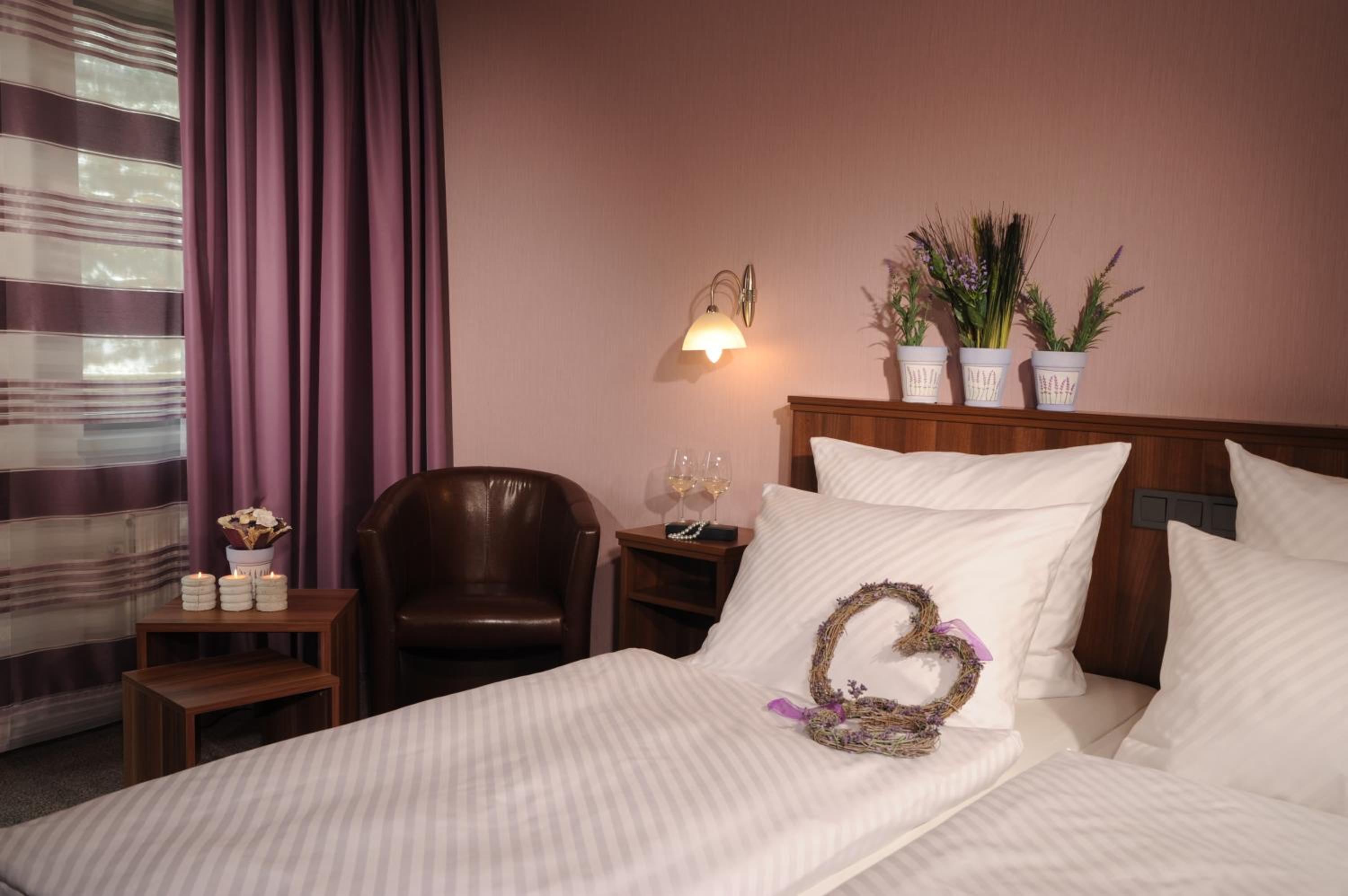 Double Room - Photo 3