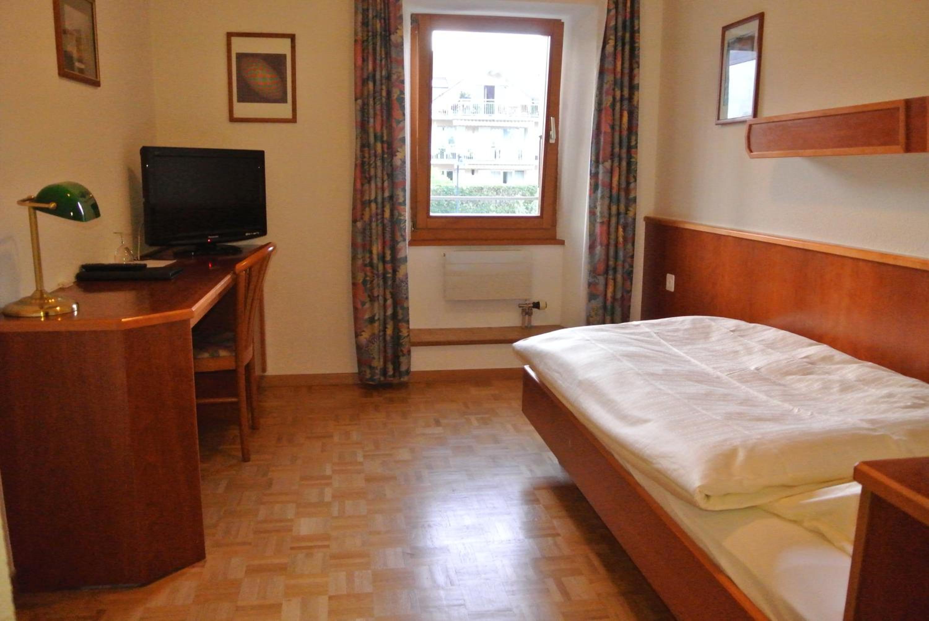 Single Room photo 3