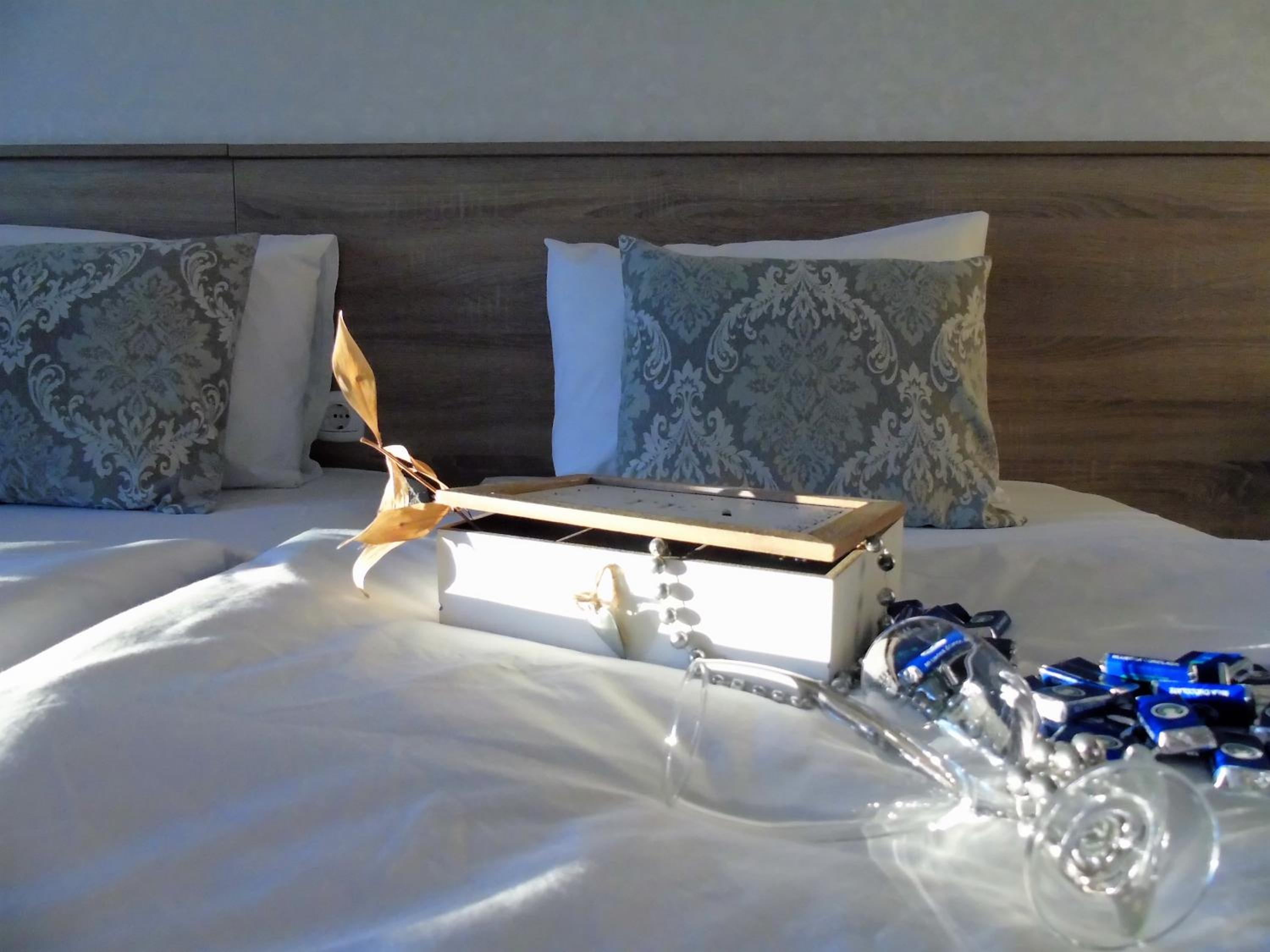 Double Room with Extra Bed photo 2