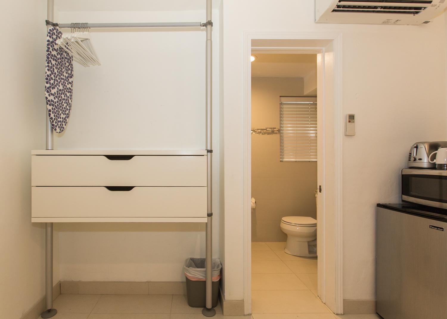 Single Room photo 3
