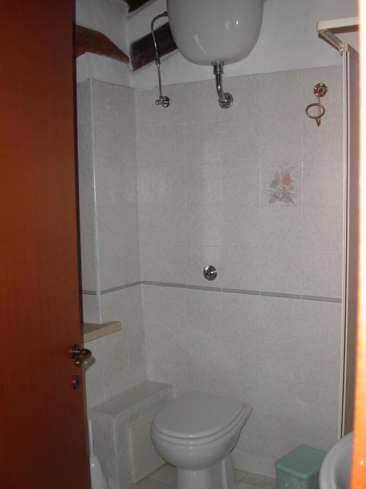 Triple Room with Private Bathroom photo 3