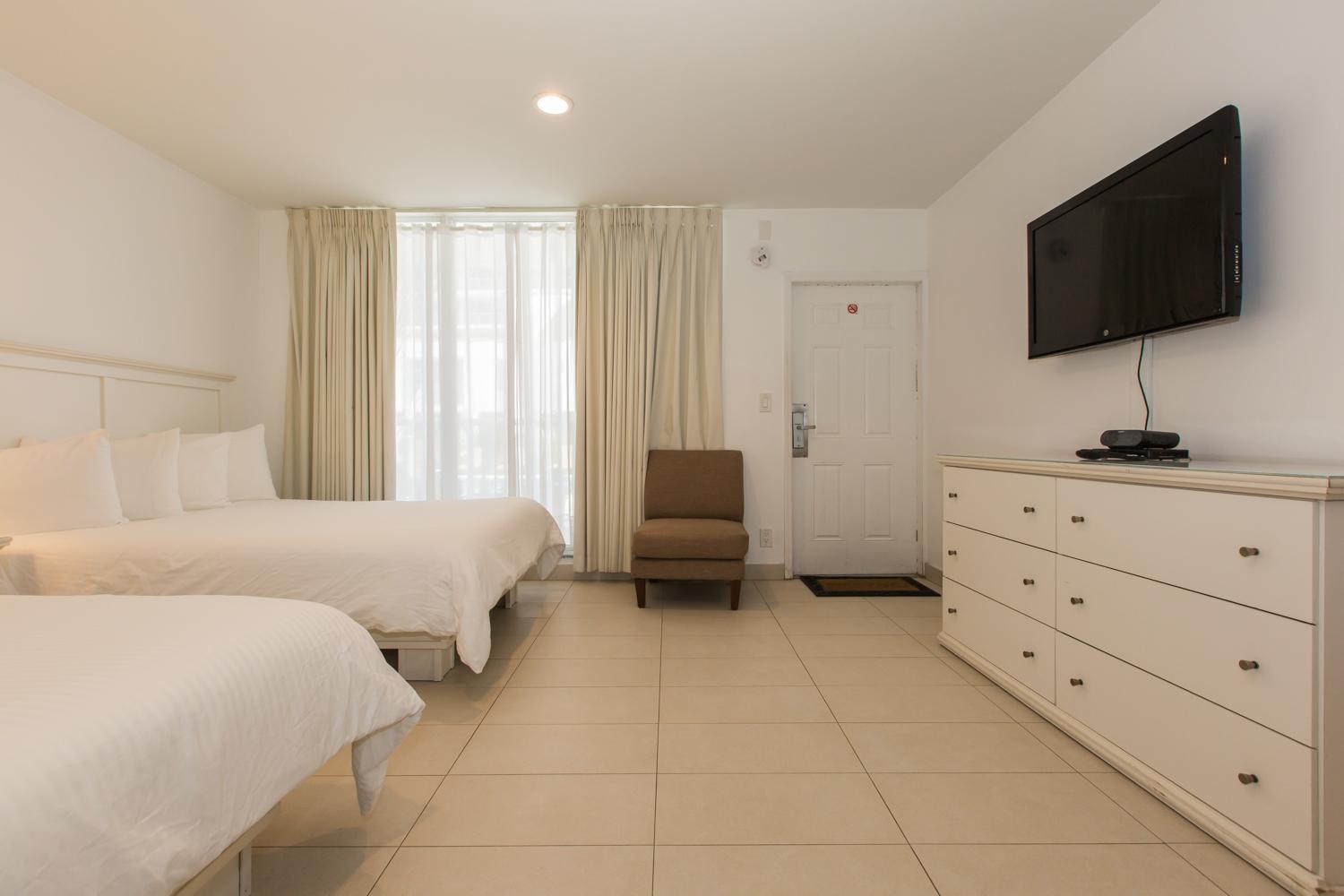 Suite (4 Adults) photo 3