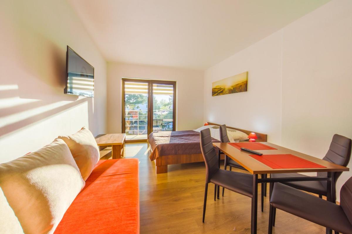 Quadruple Room with Balcony photo 3