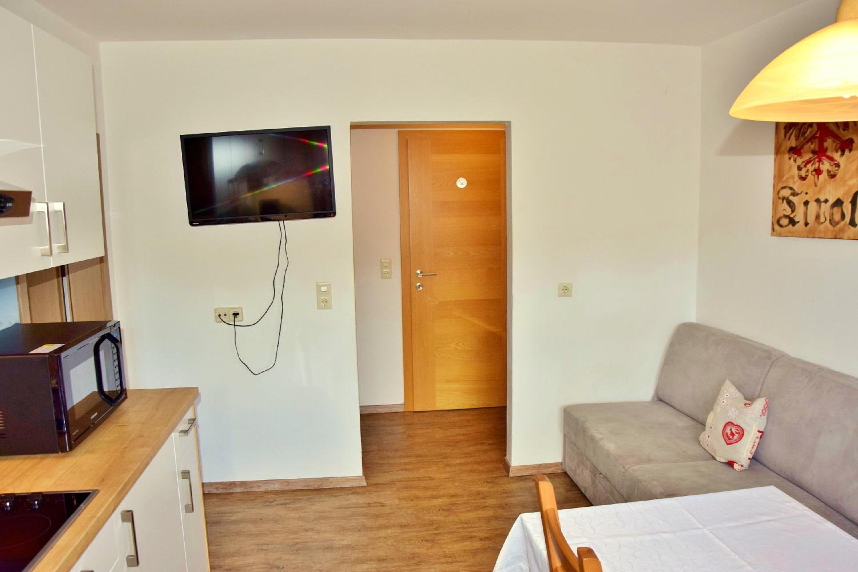 One-Bedroom Apartment with Balcony photo 1