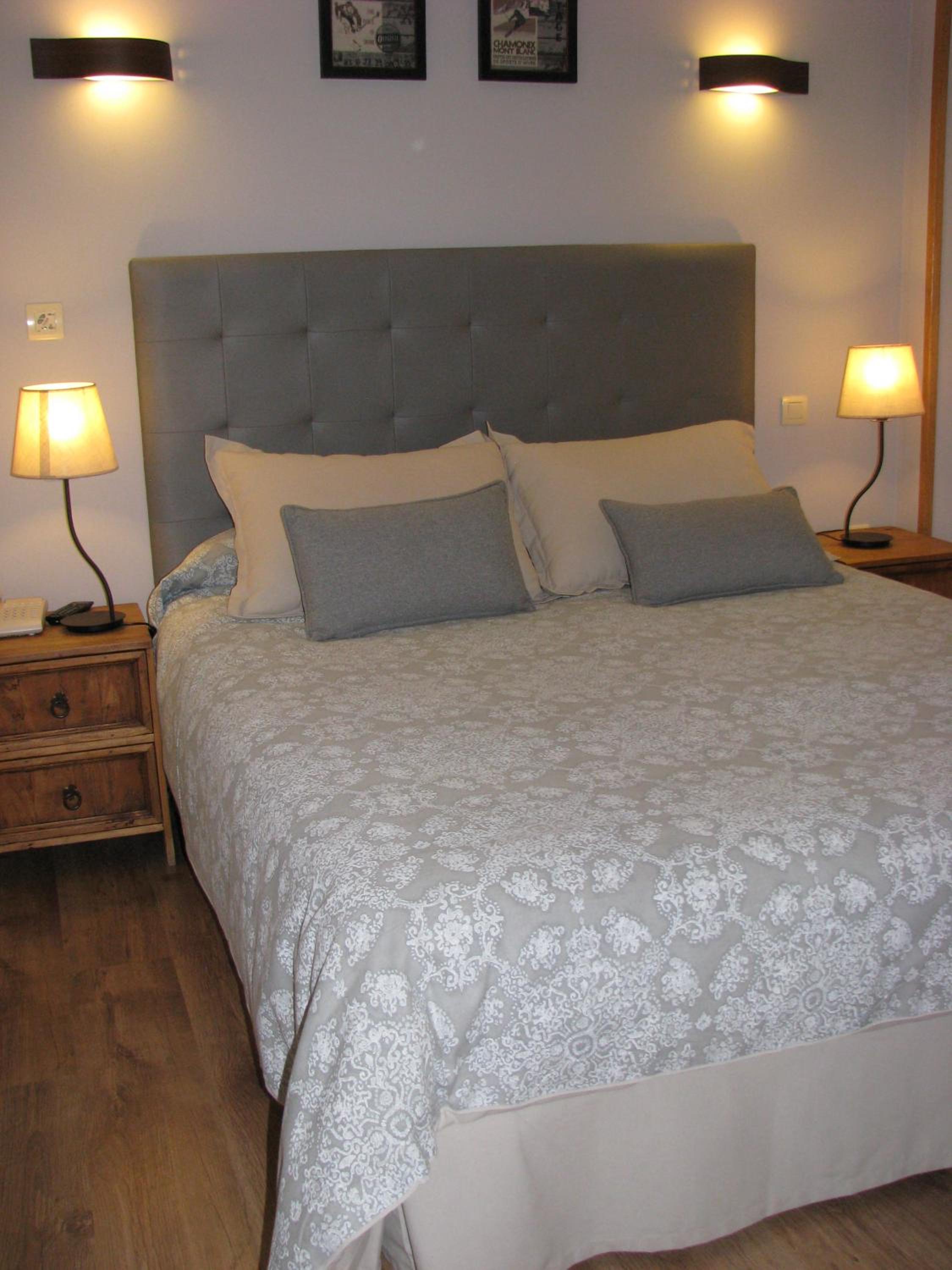 Two-Bedroom Apartment (4-6 Adults) photo 2