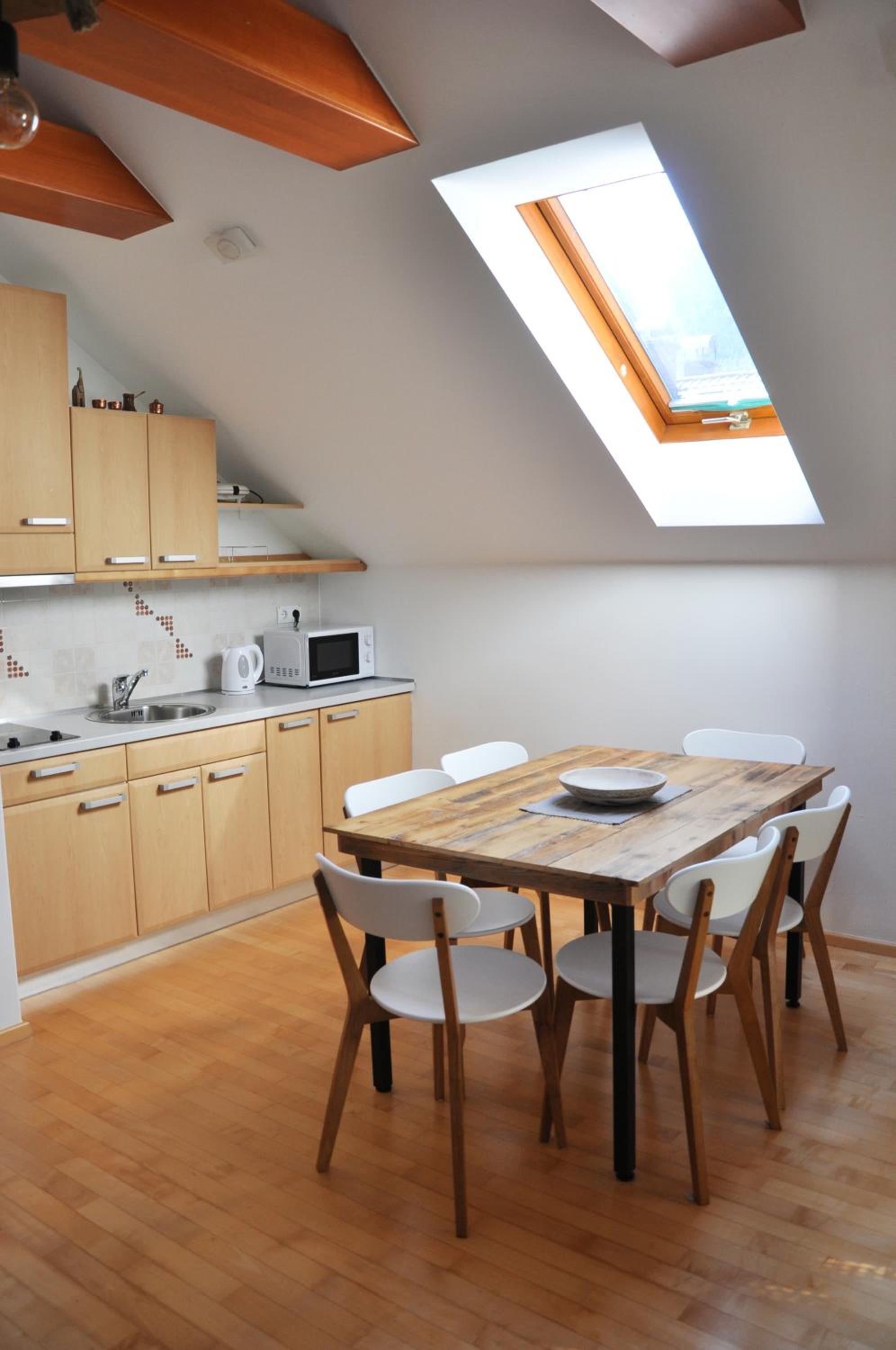 Duplex One-Bedroom Apartment with Balcony photo 3
