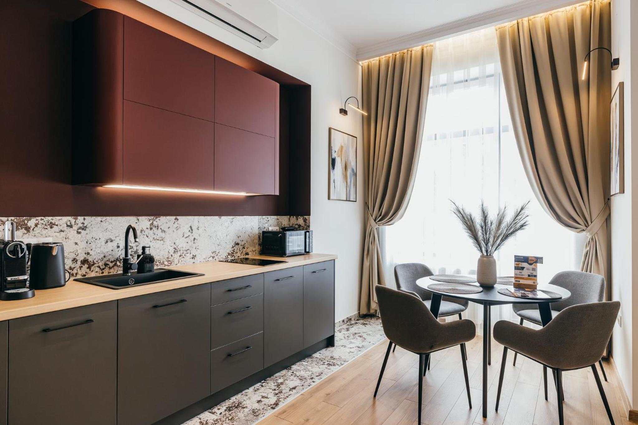 Studio Apartment with Balcony