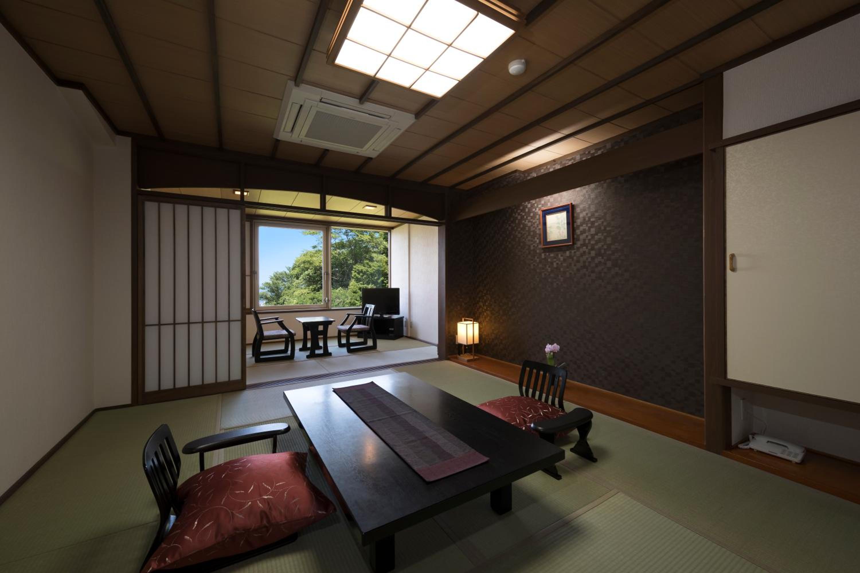 Japanese-Style Room