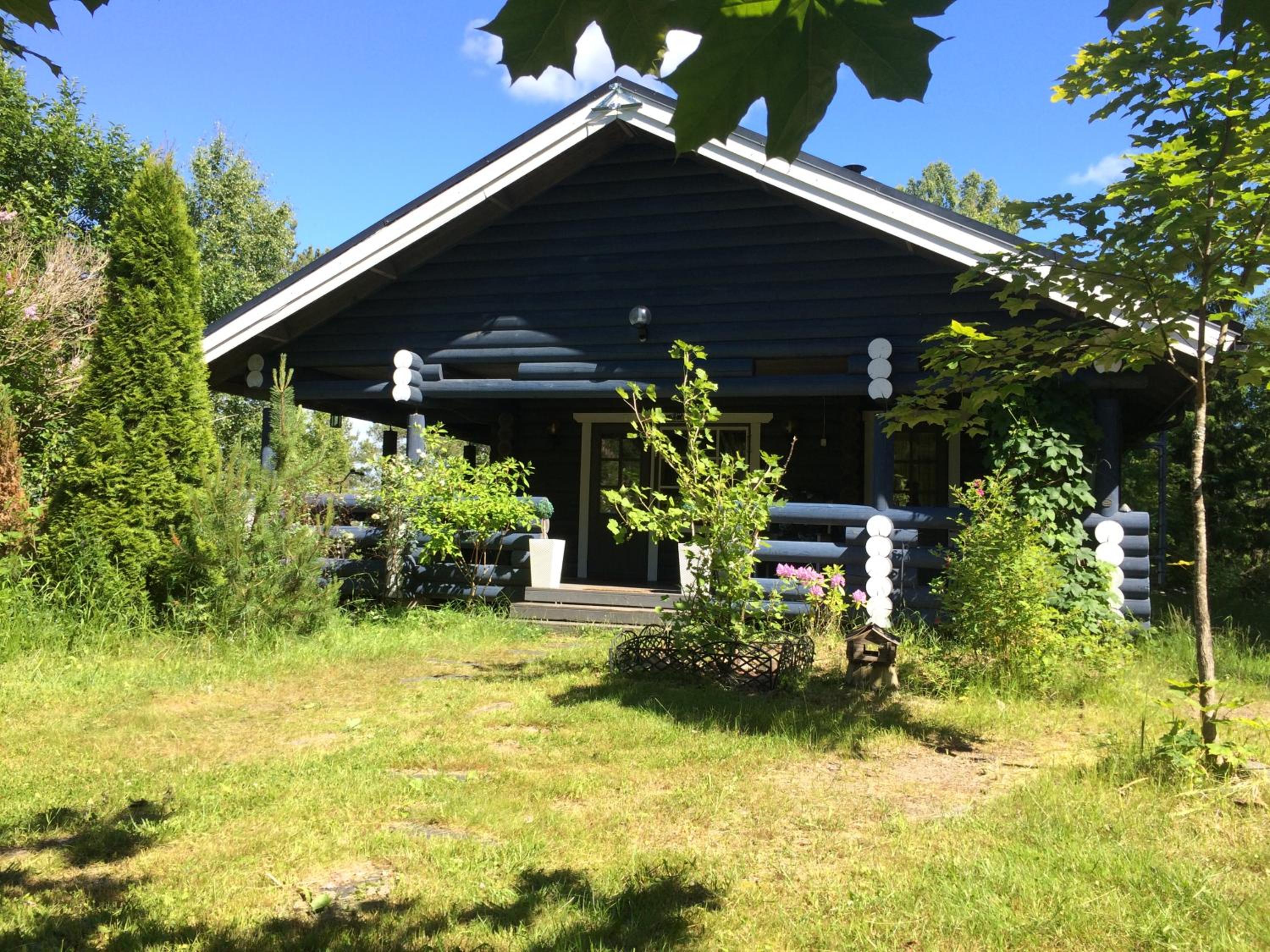 Three-Bedroom Cottage with Sauna photo 1