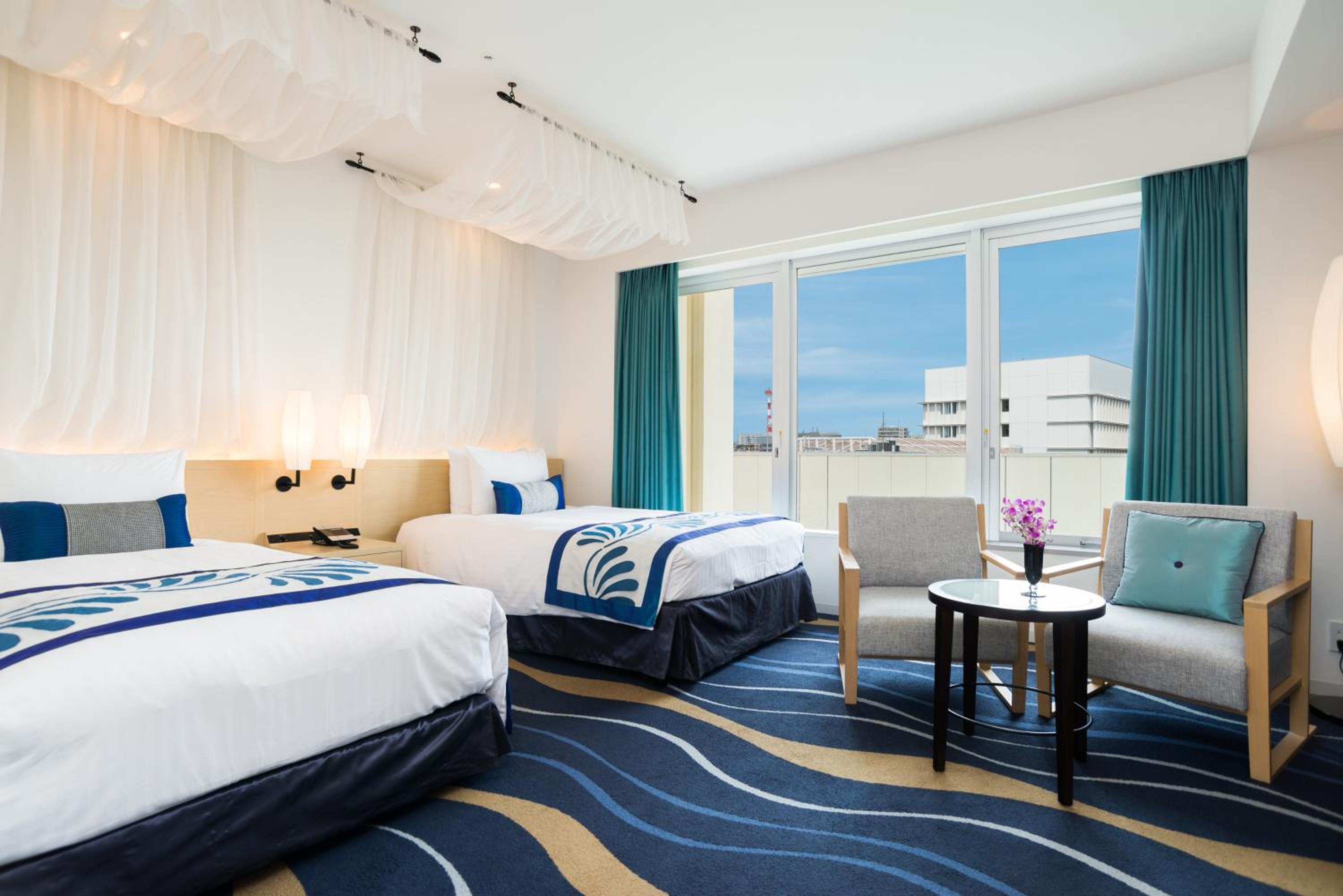 Standard Twin Room With City View - Non-Smoking
