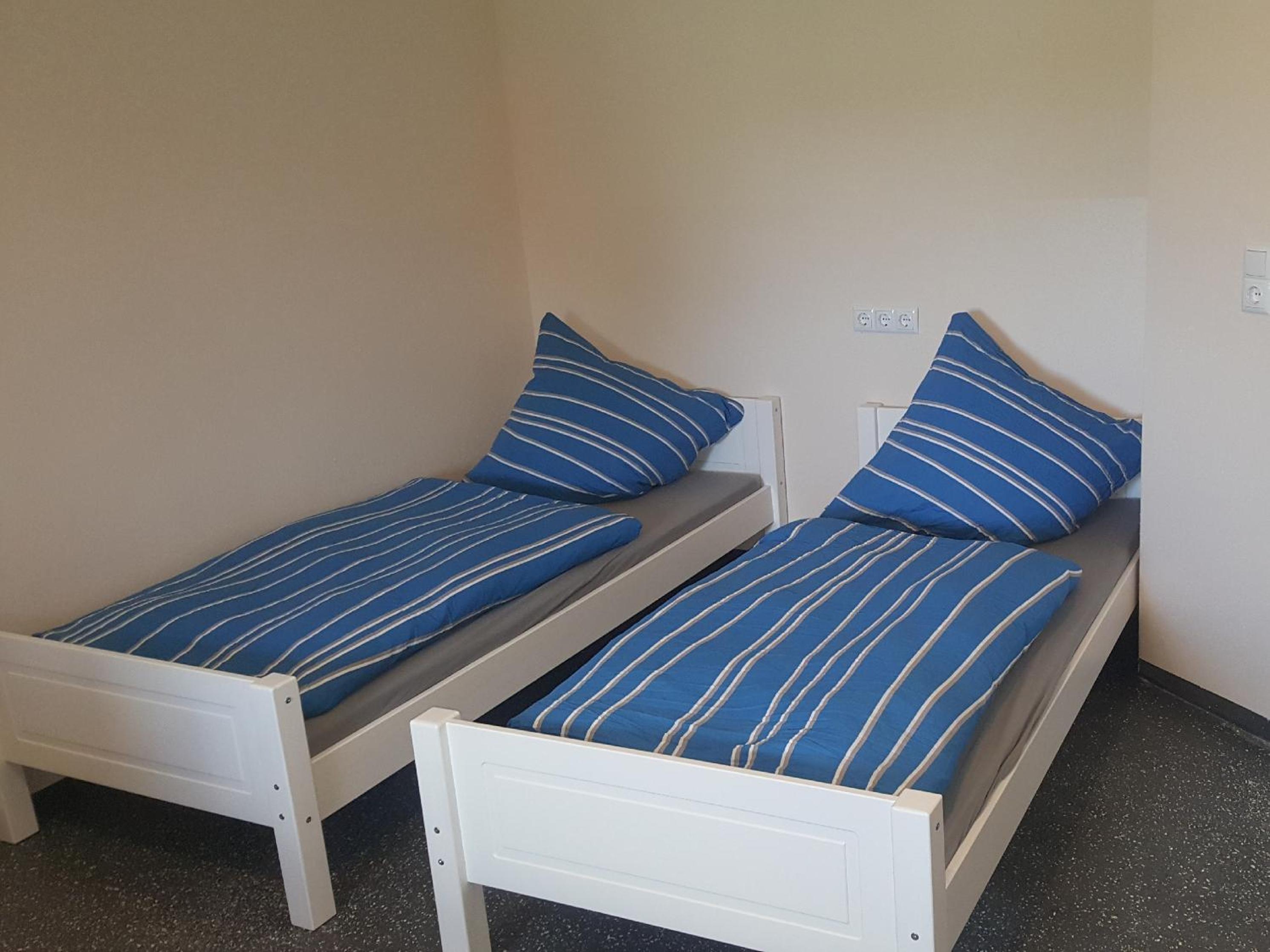 Double or Twin Room with Shared Bathroom photo 1