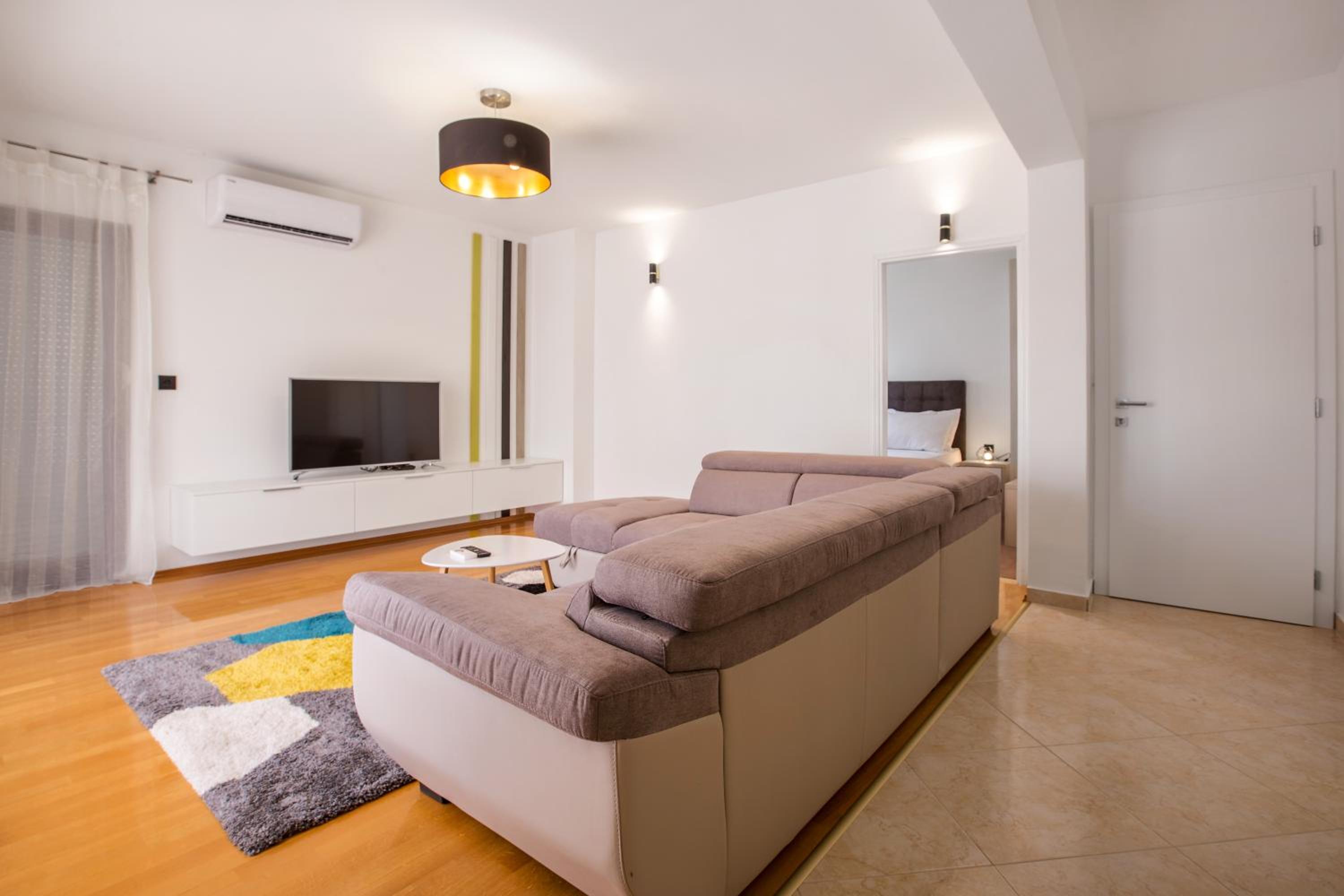 Deluxe Apartment - Photo 6