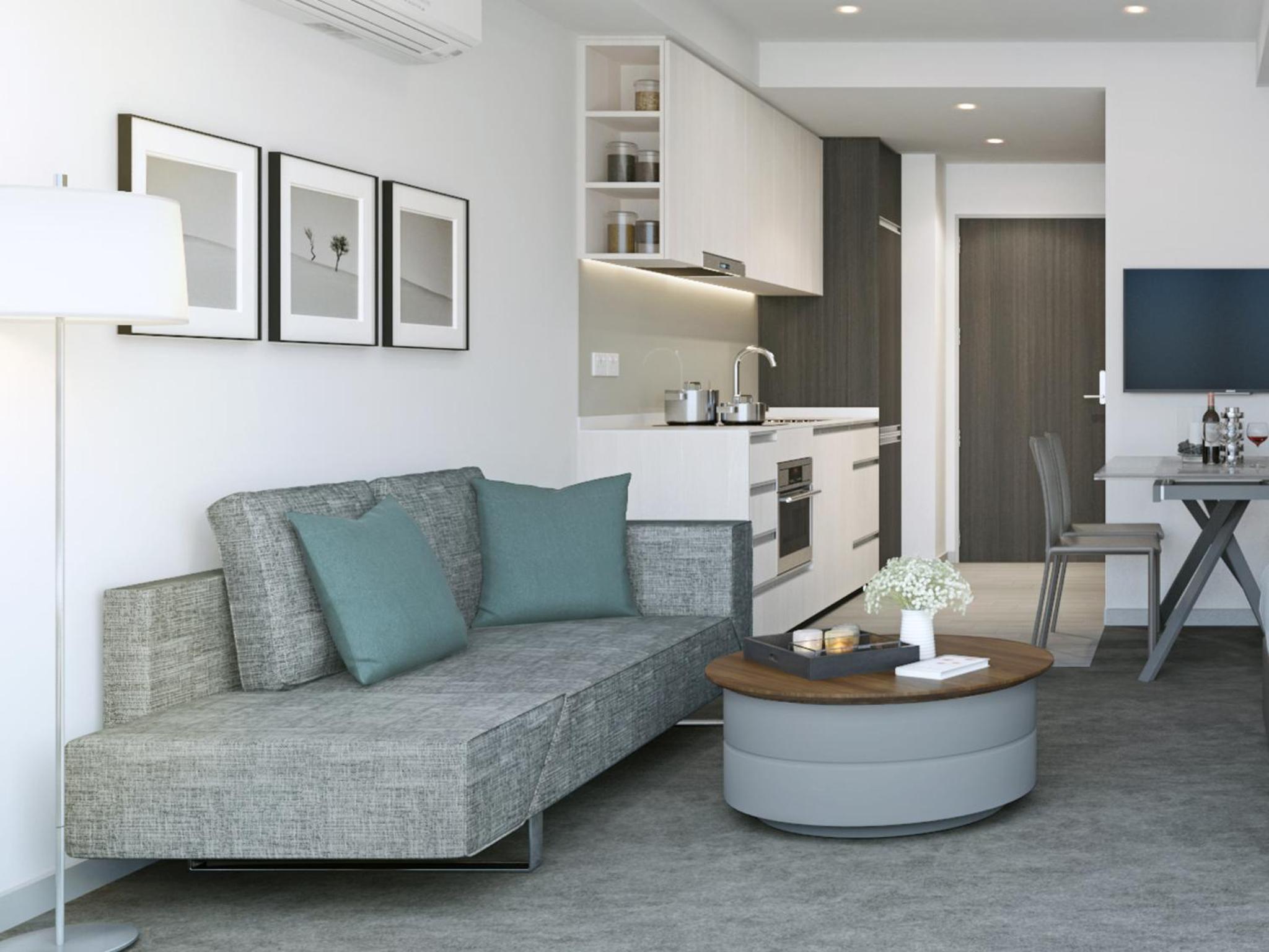 Studio Suite with Airport Facing