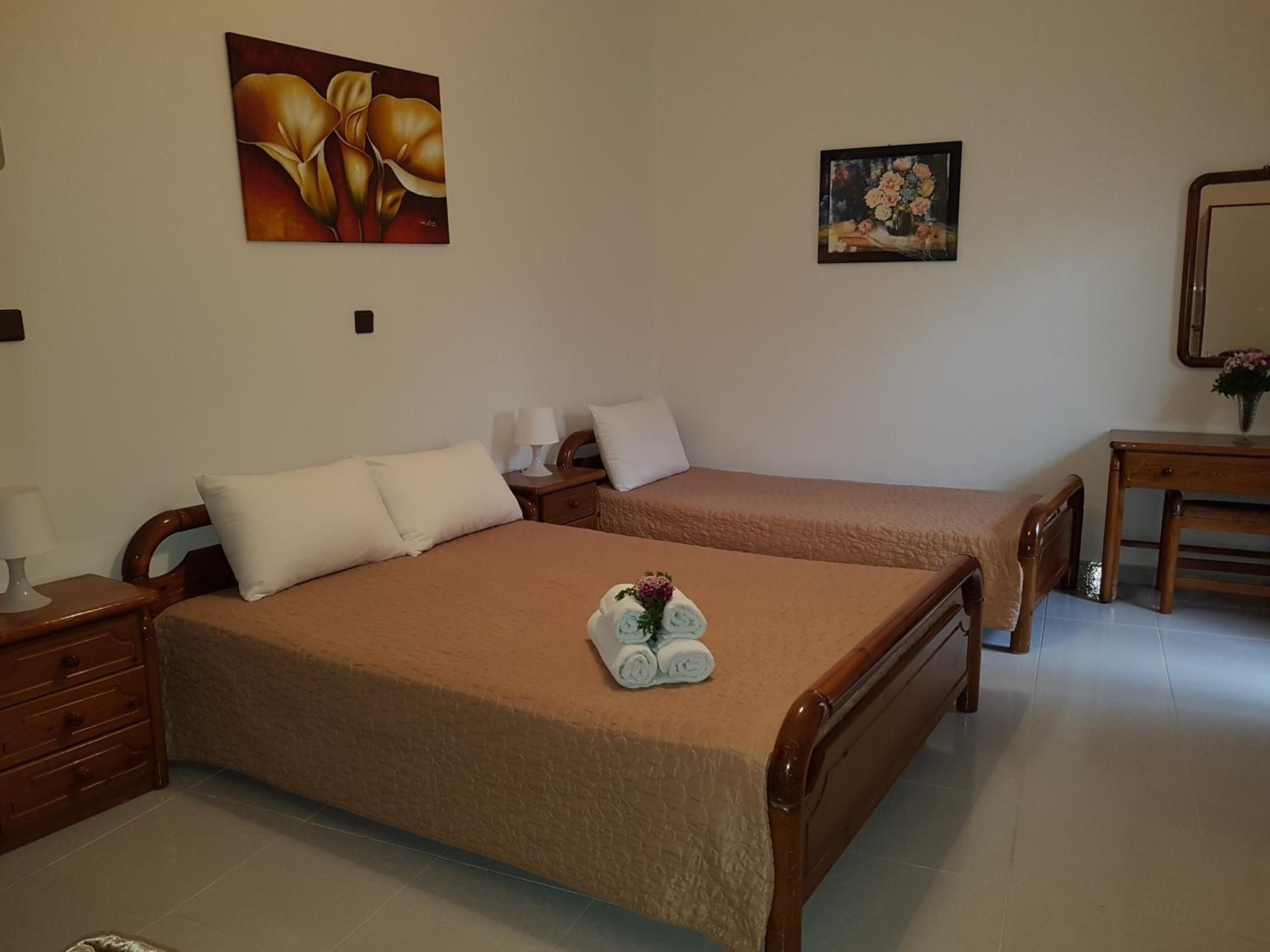 Triple Room