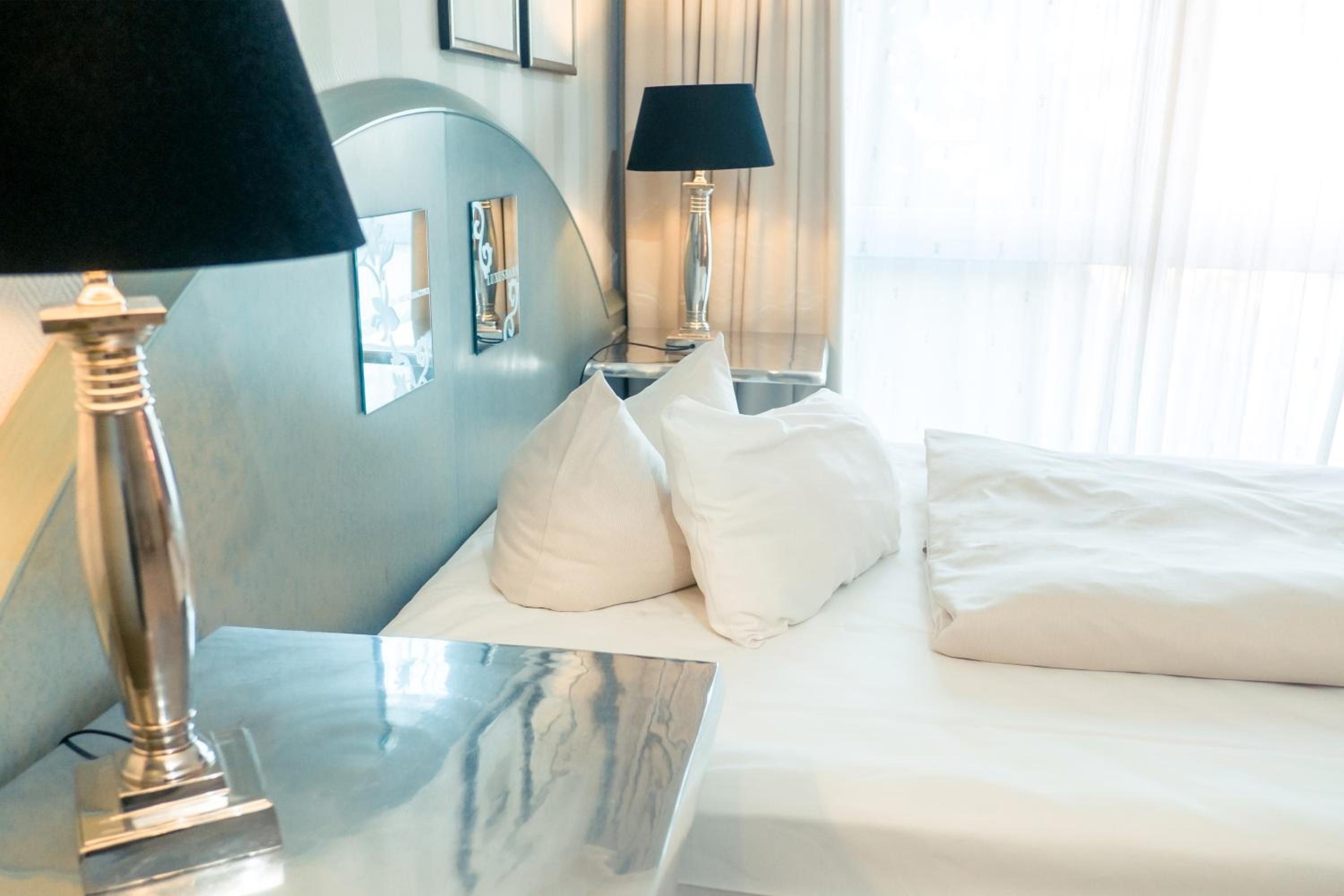 Standard Queen Room - Photo 2