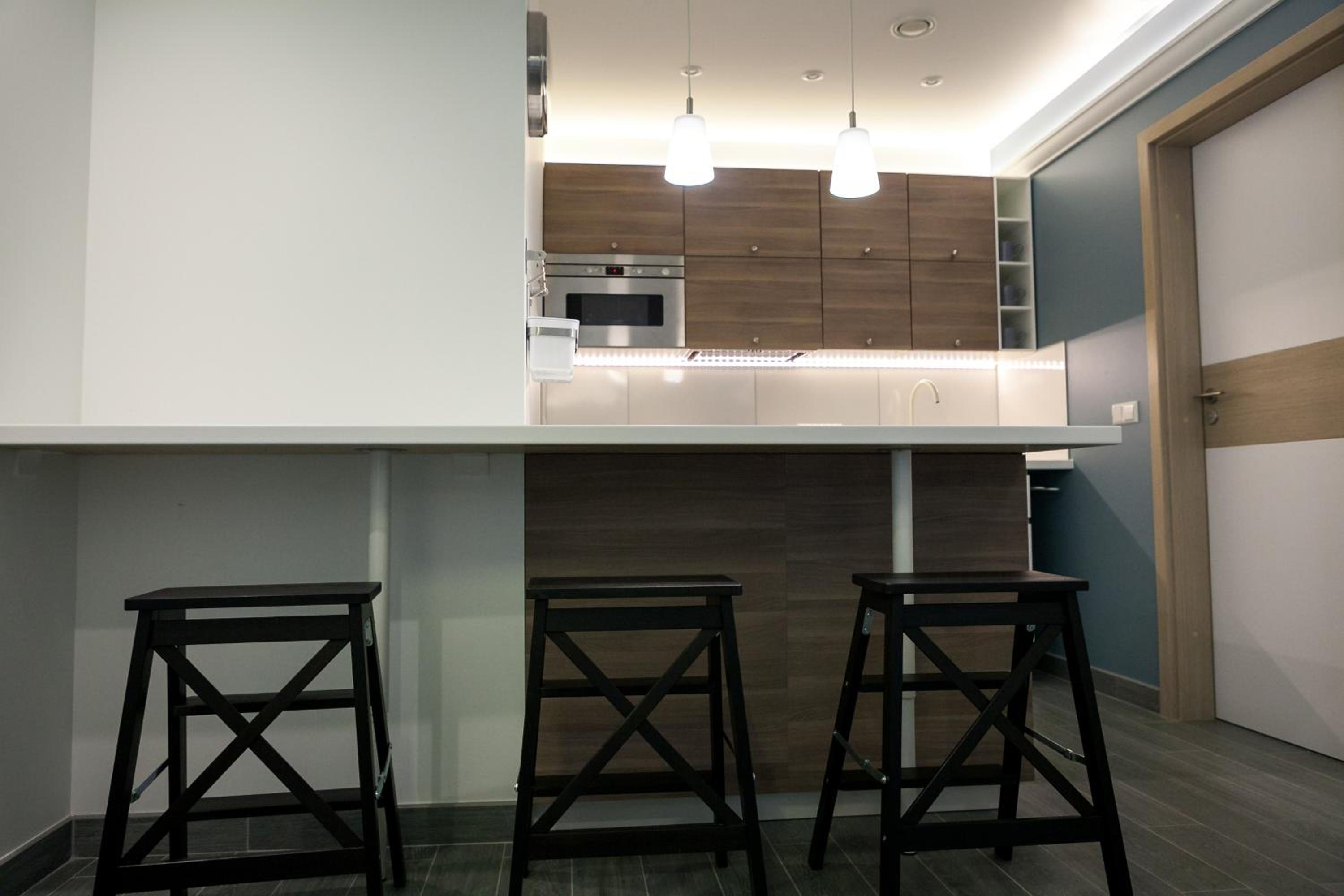 Two-Bedroom Apartment with Air Conditioner (6 Adults) - Photo 12