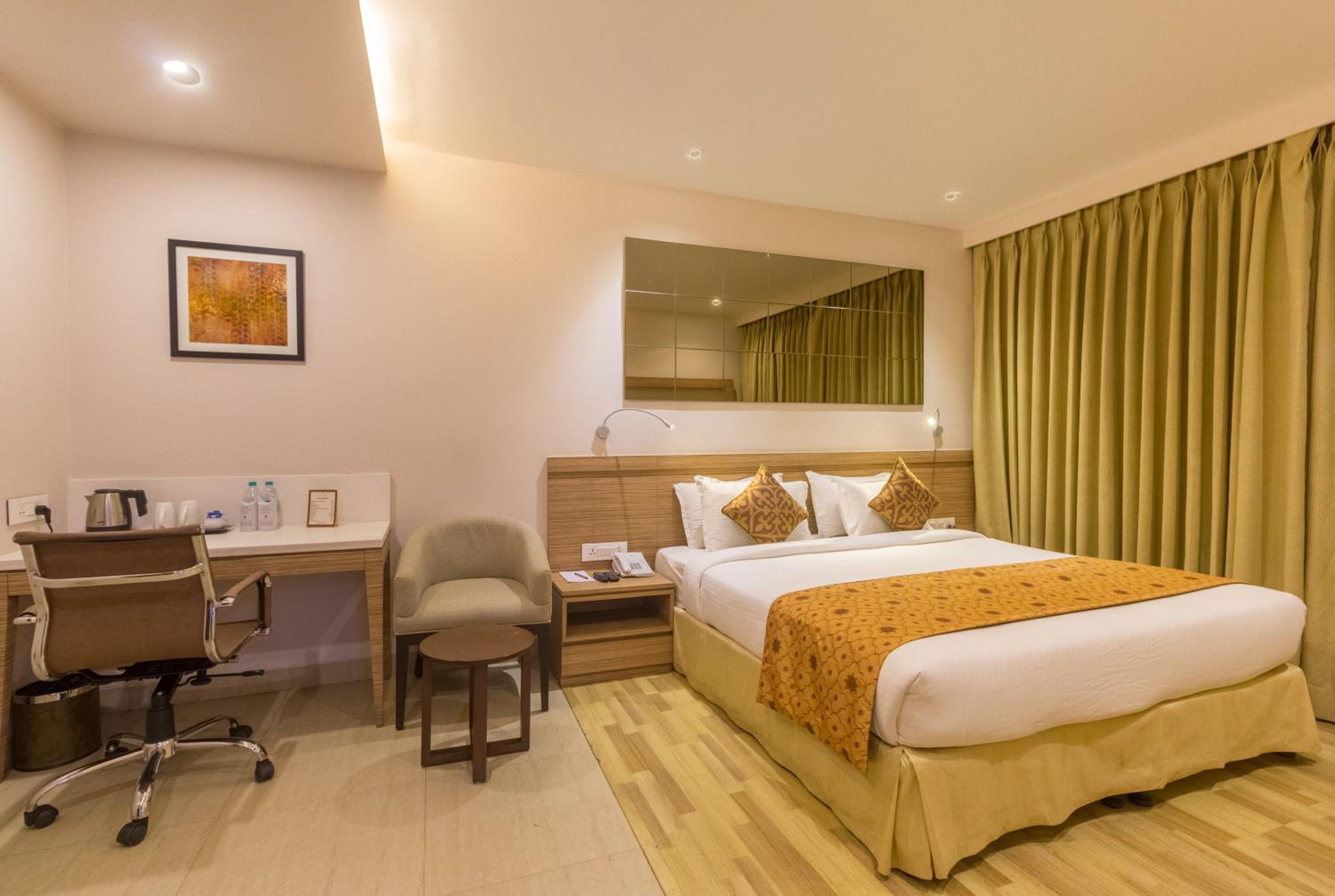 Elite Twin or Double Room  photo 2
