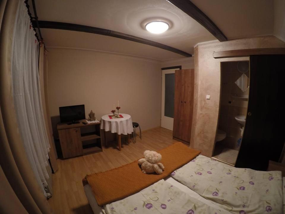 Double Room with Balcony photo 2