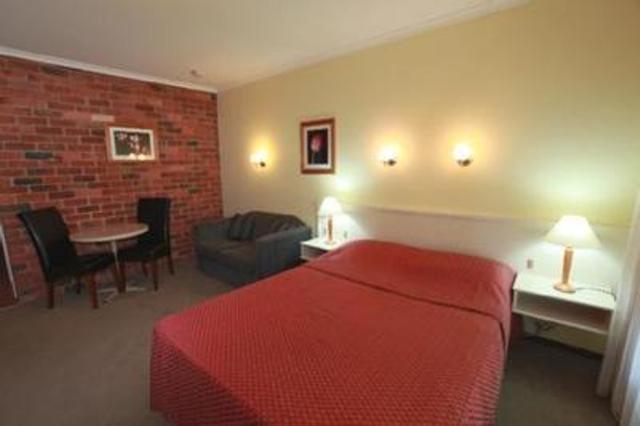 Double Room with Garden View - Photo 2