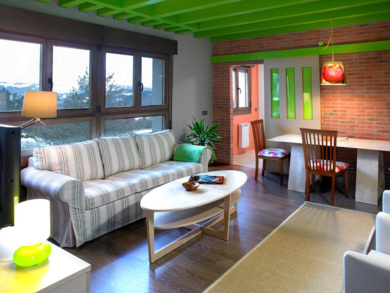 Apartment - Ground Floor photo 2