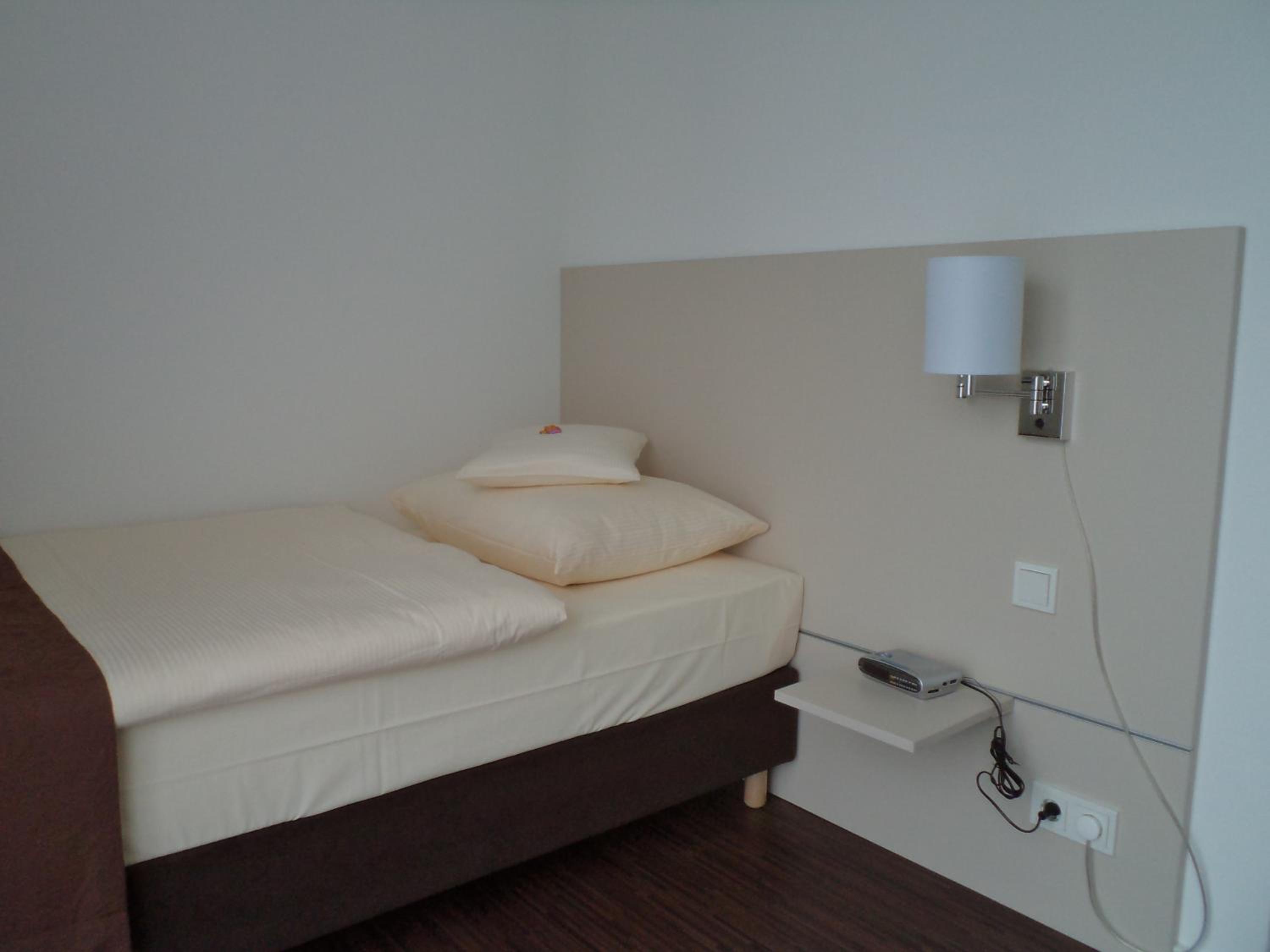 Double Room - Photo 2